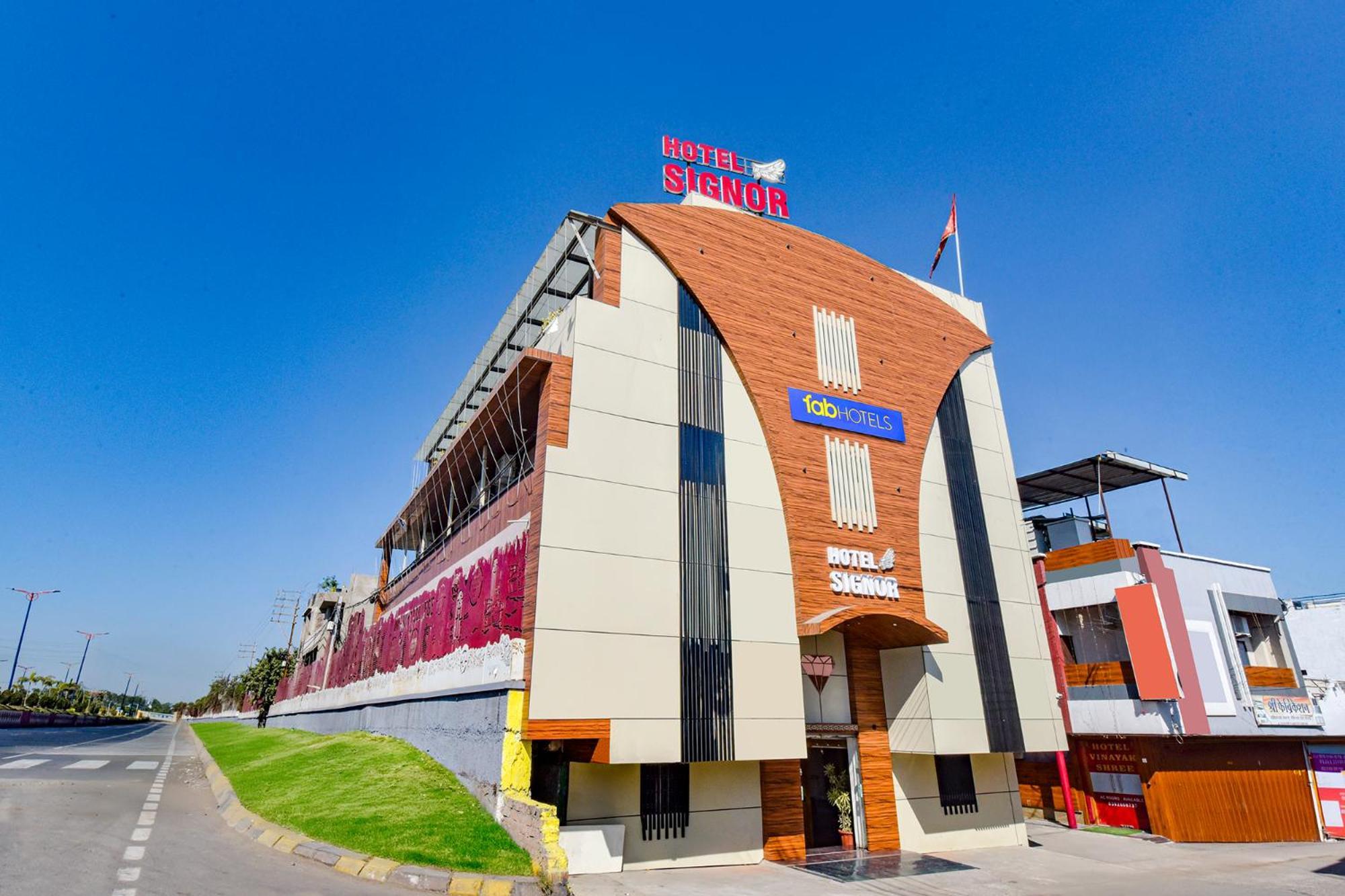 Fabhotel Signor Hotel 3*