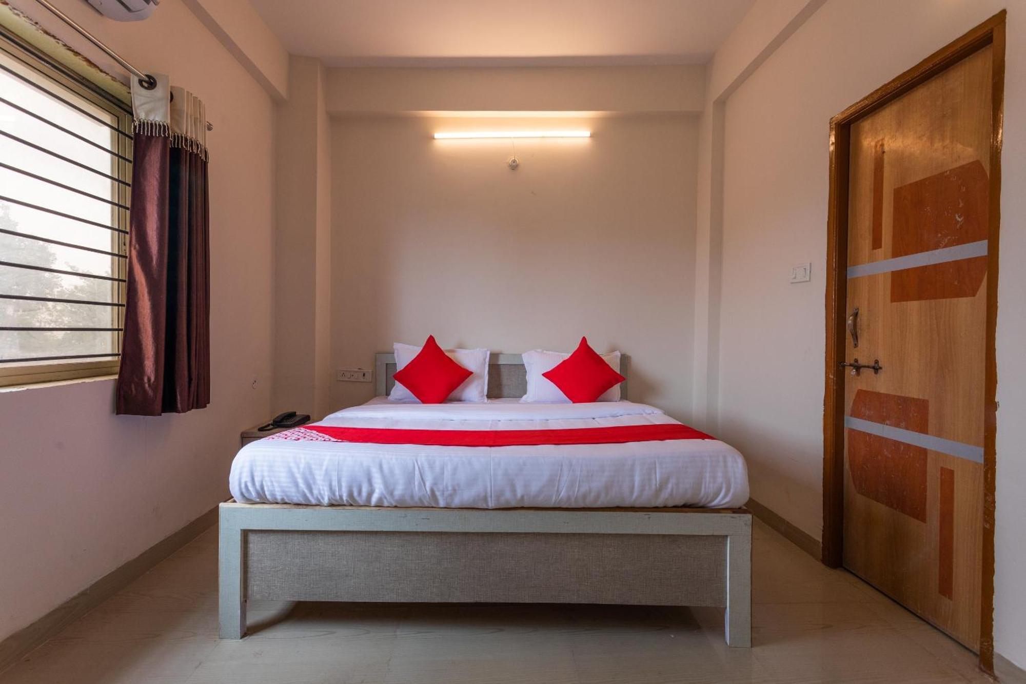 Hotel O Ocean Pearl Indore