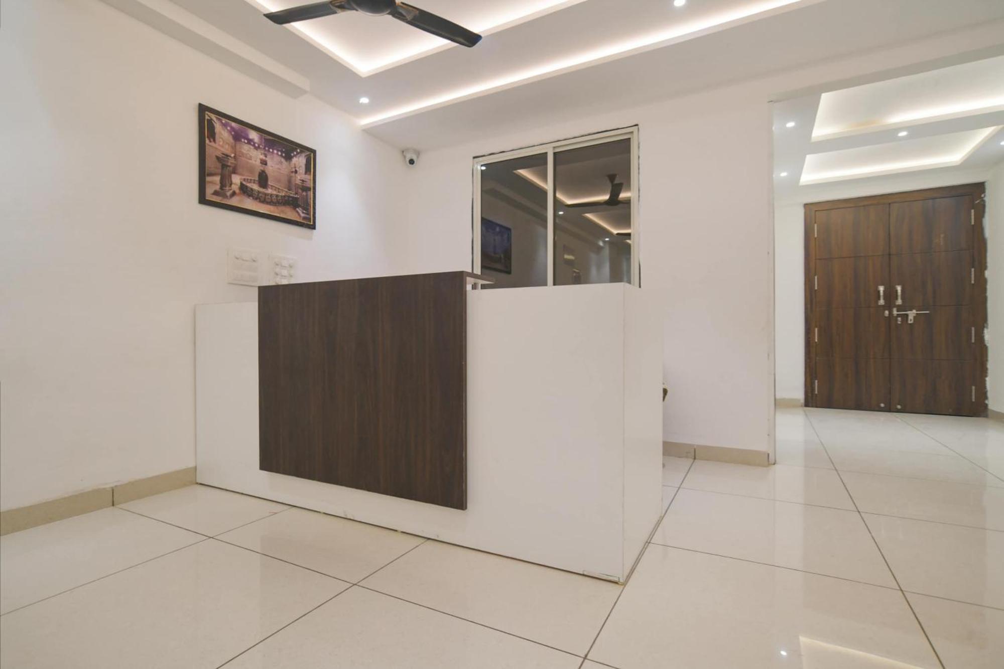 O Rudraksh Hotel