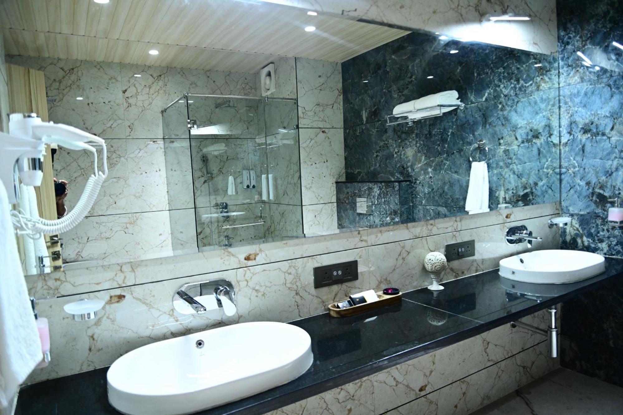 International Convention Center 4* Indore