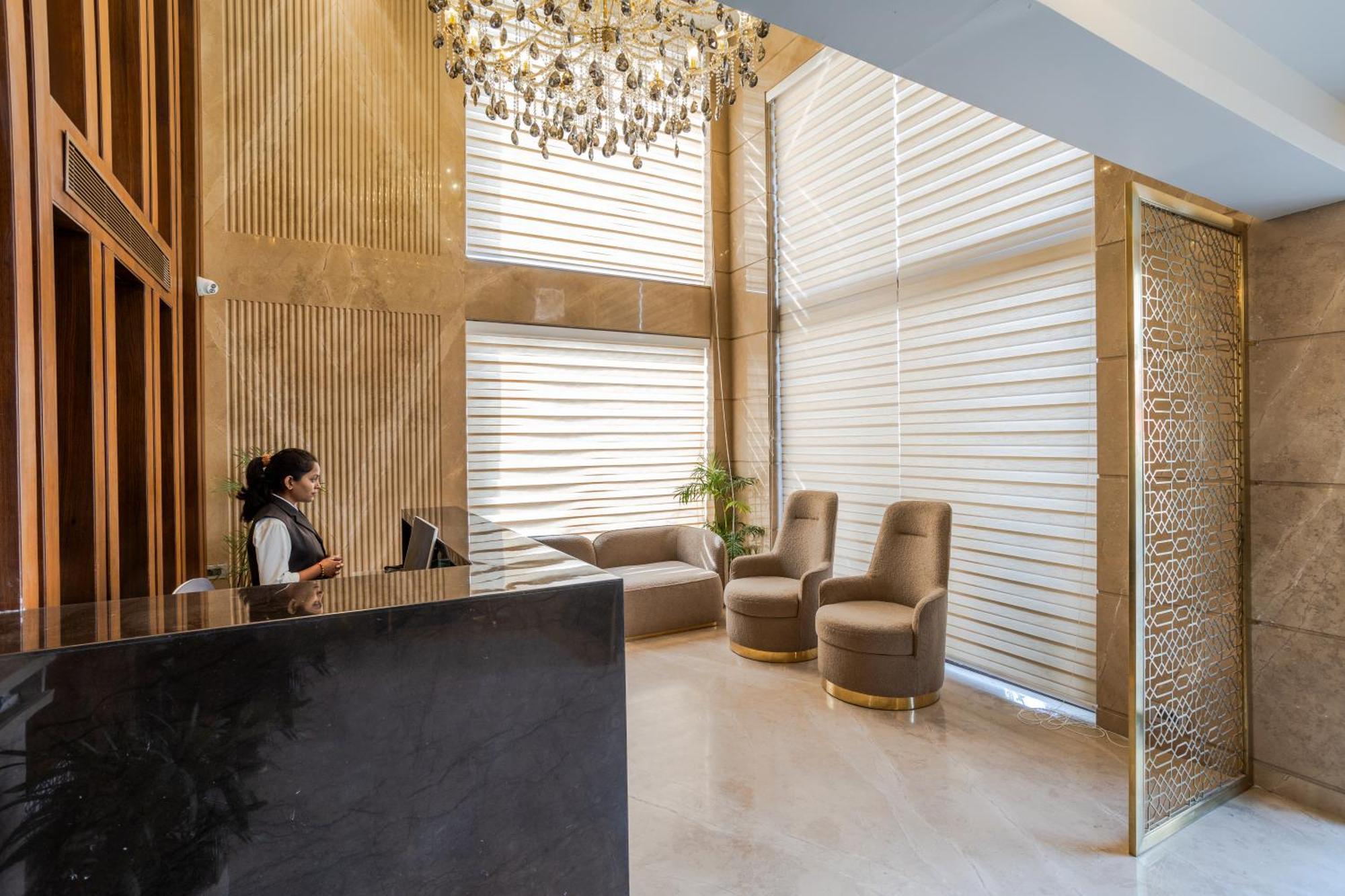 Golden Aura 4* Indore