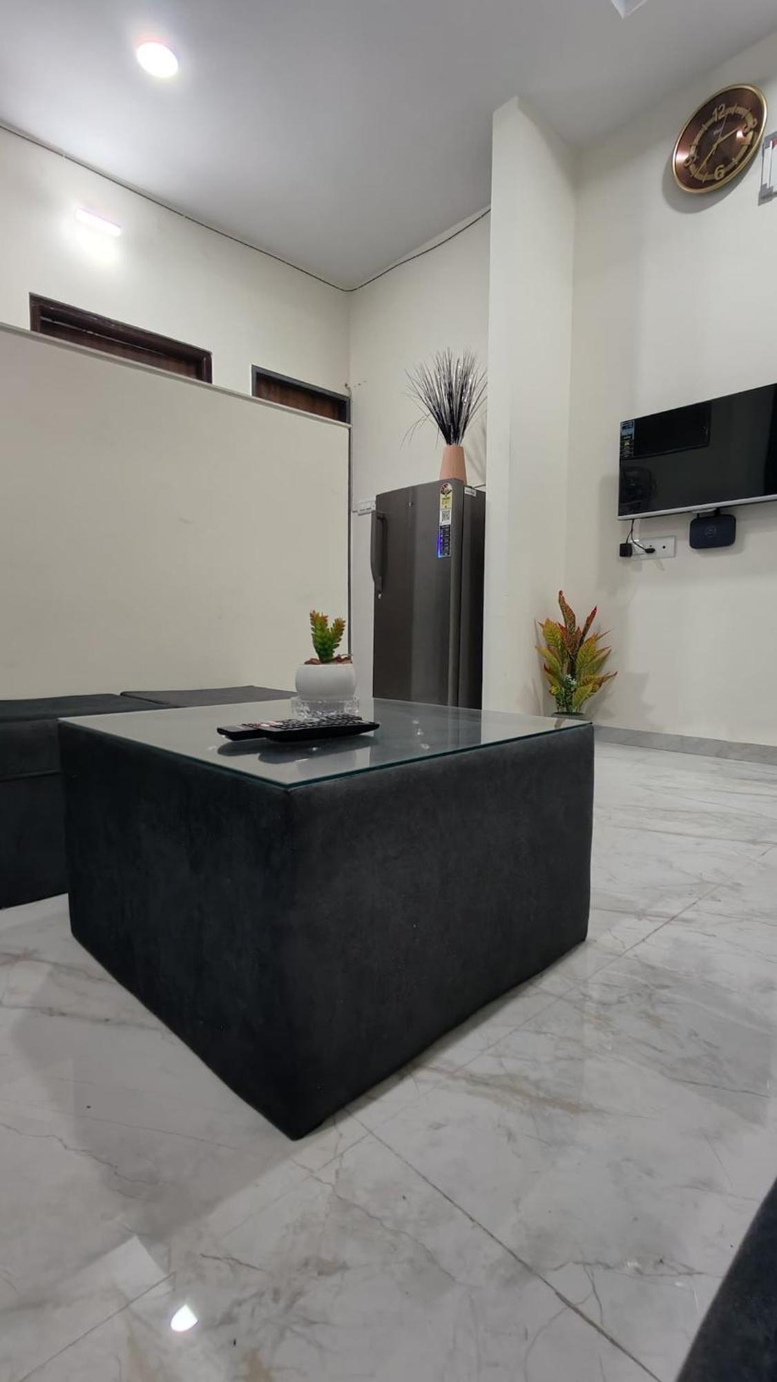 The Comfort Spot Fully Furnished 1bhk * Indore