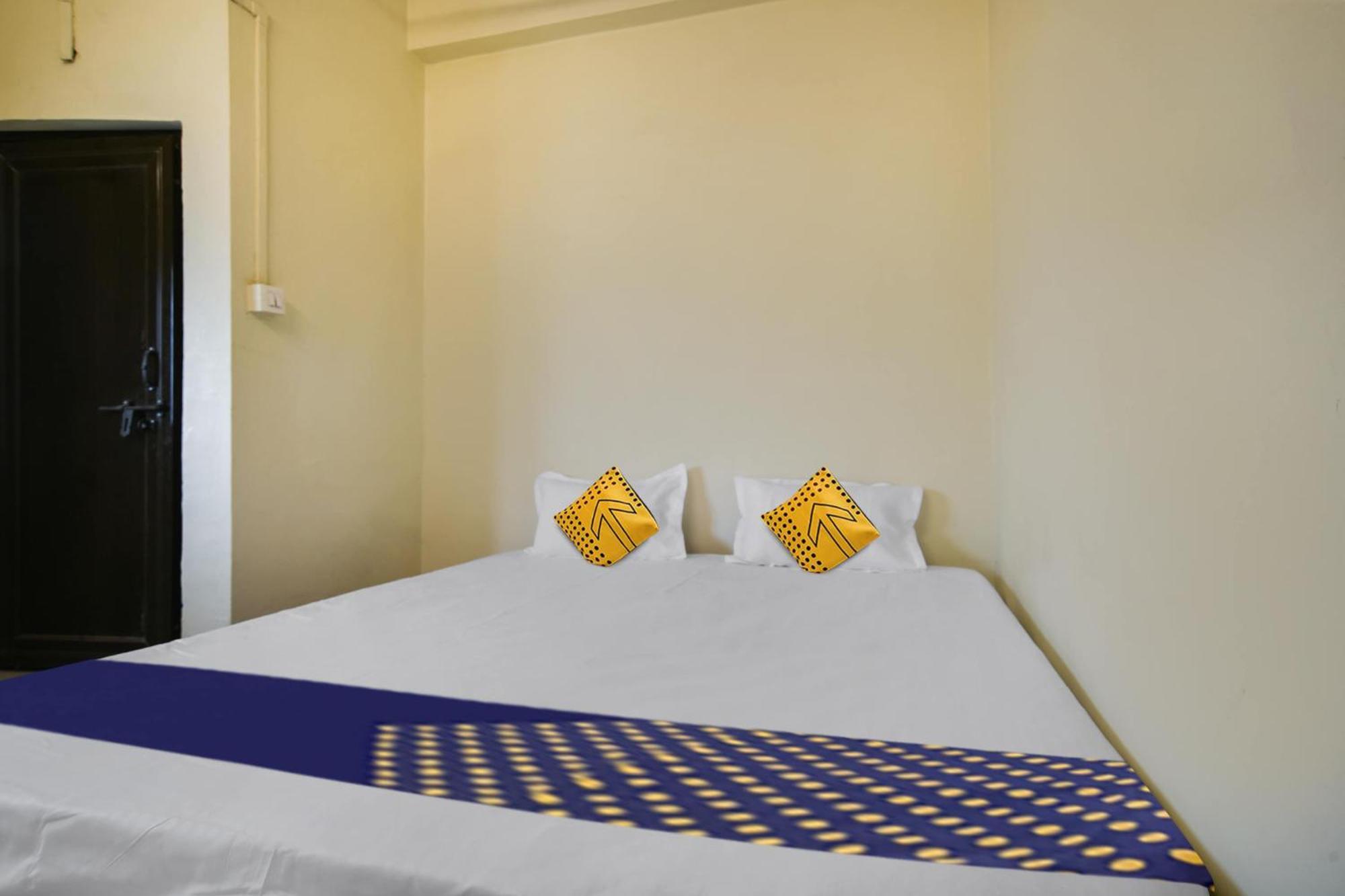 O Shivaj Hotel