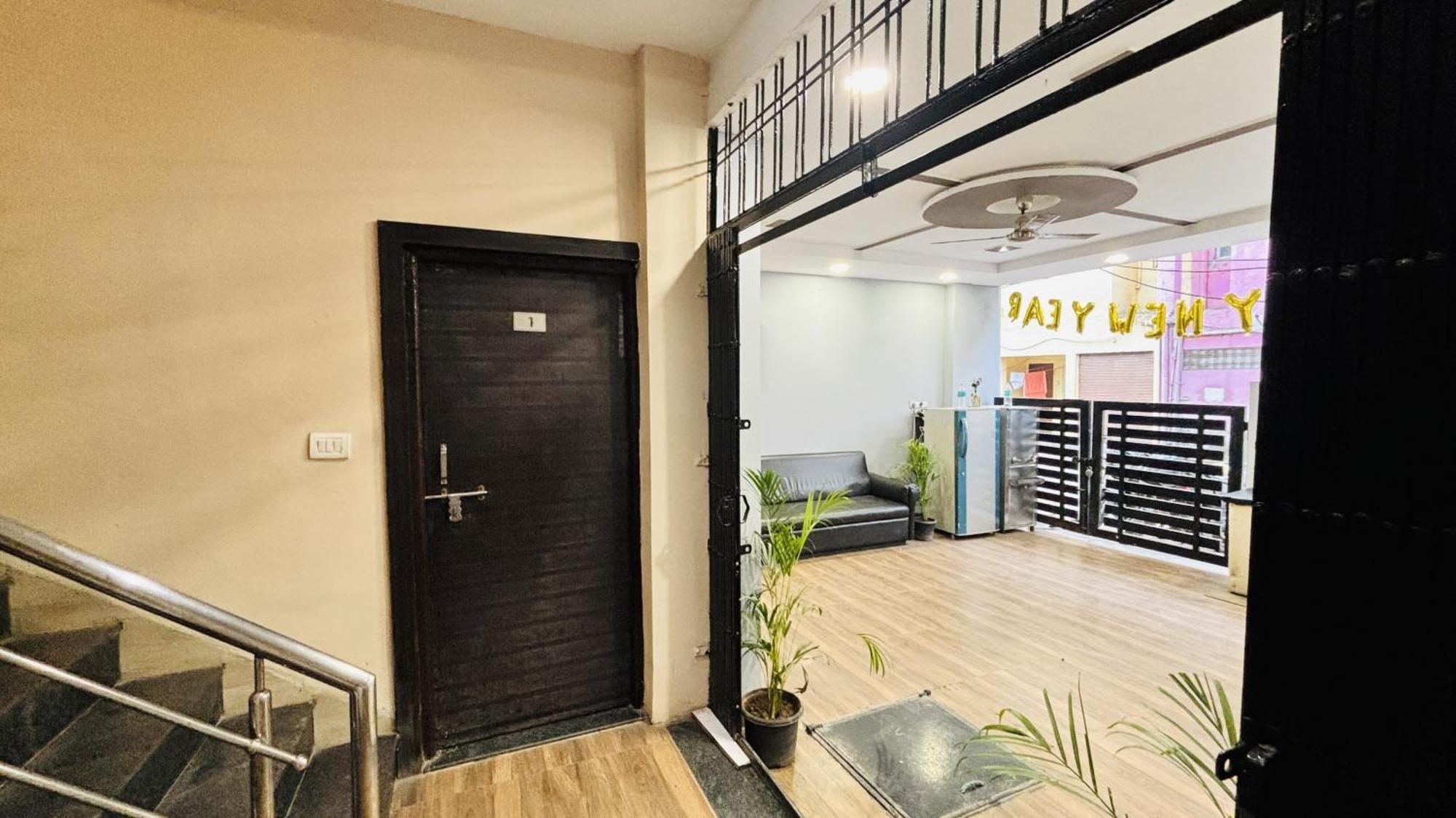 Hotel Yo94 Indore