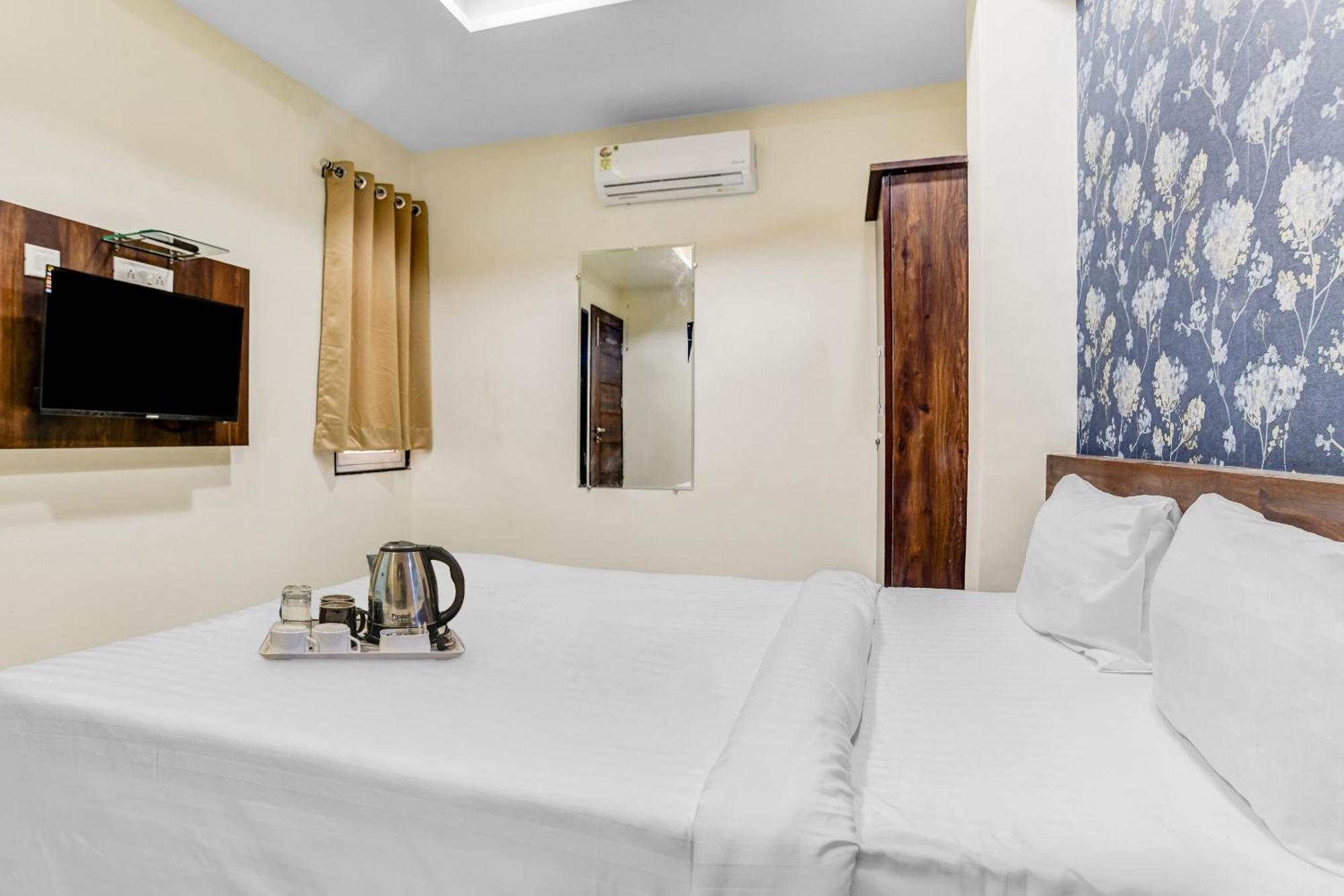 O Chandragupta Hotel