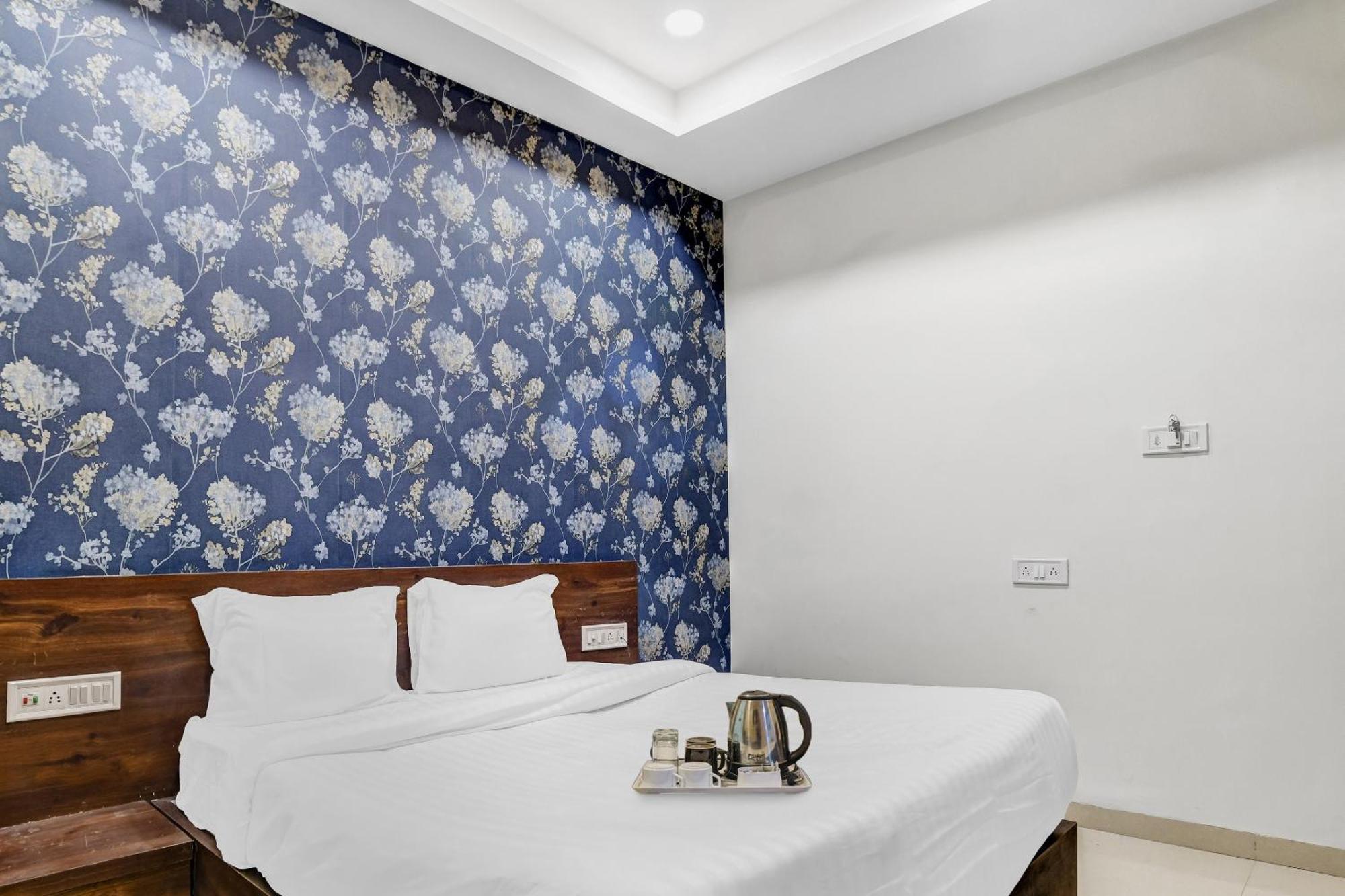 Hotel O Chandragupta Indore