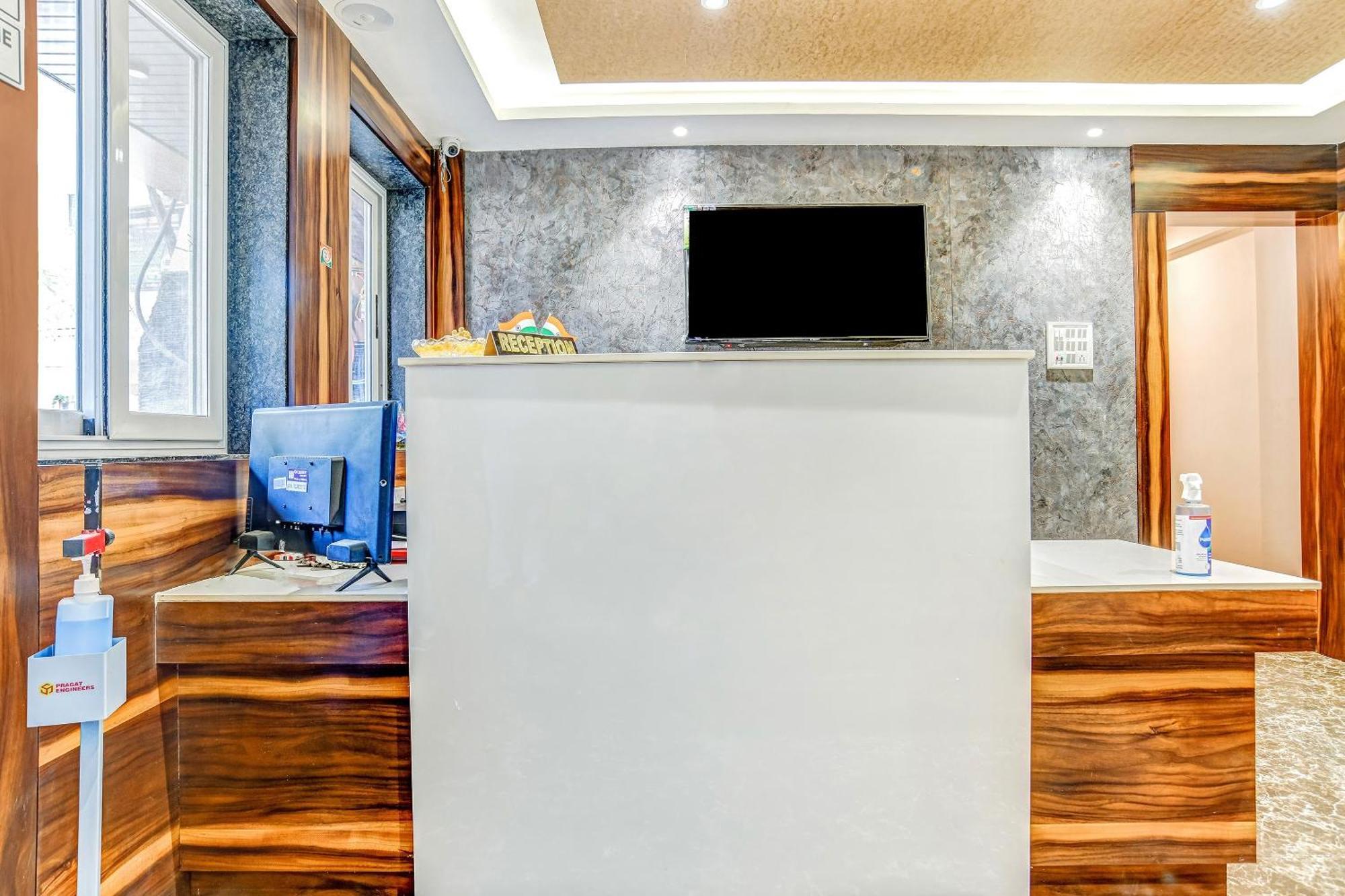 Hotel O Chandragupta 4*