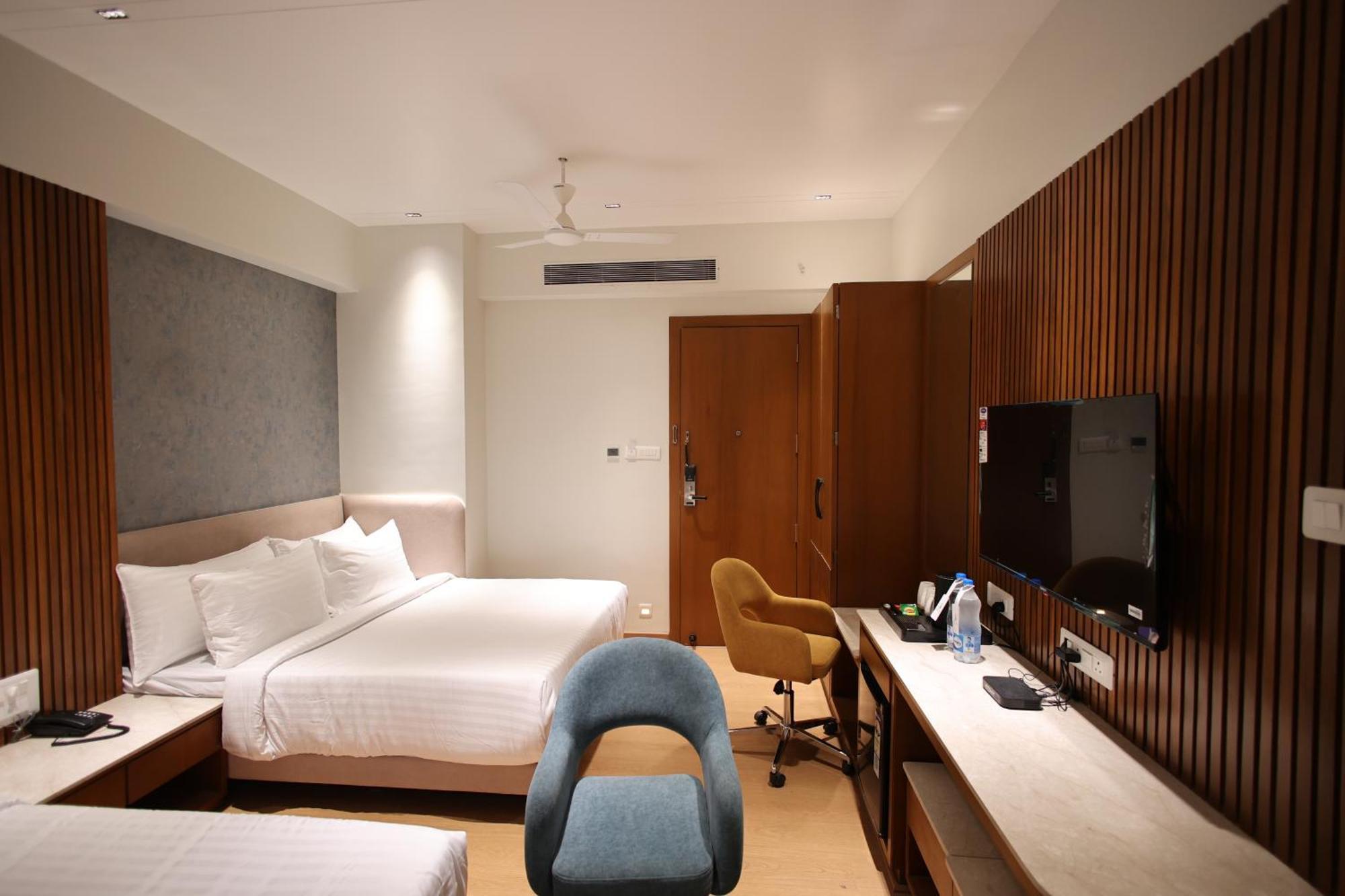 Abhinandanam Hotel