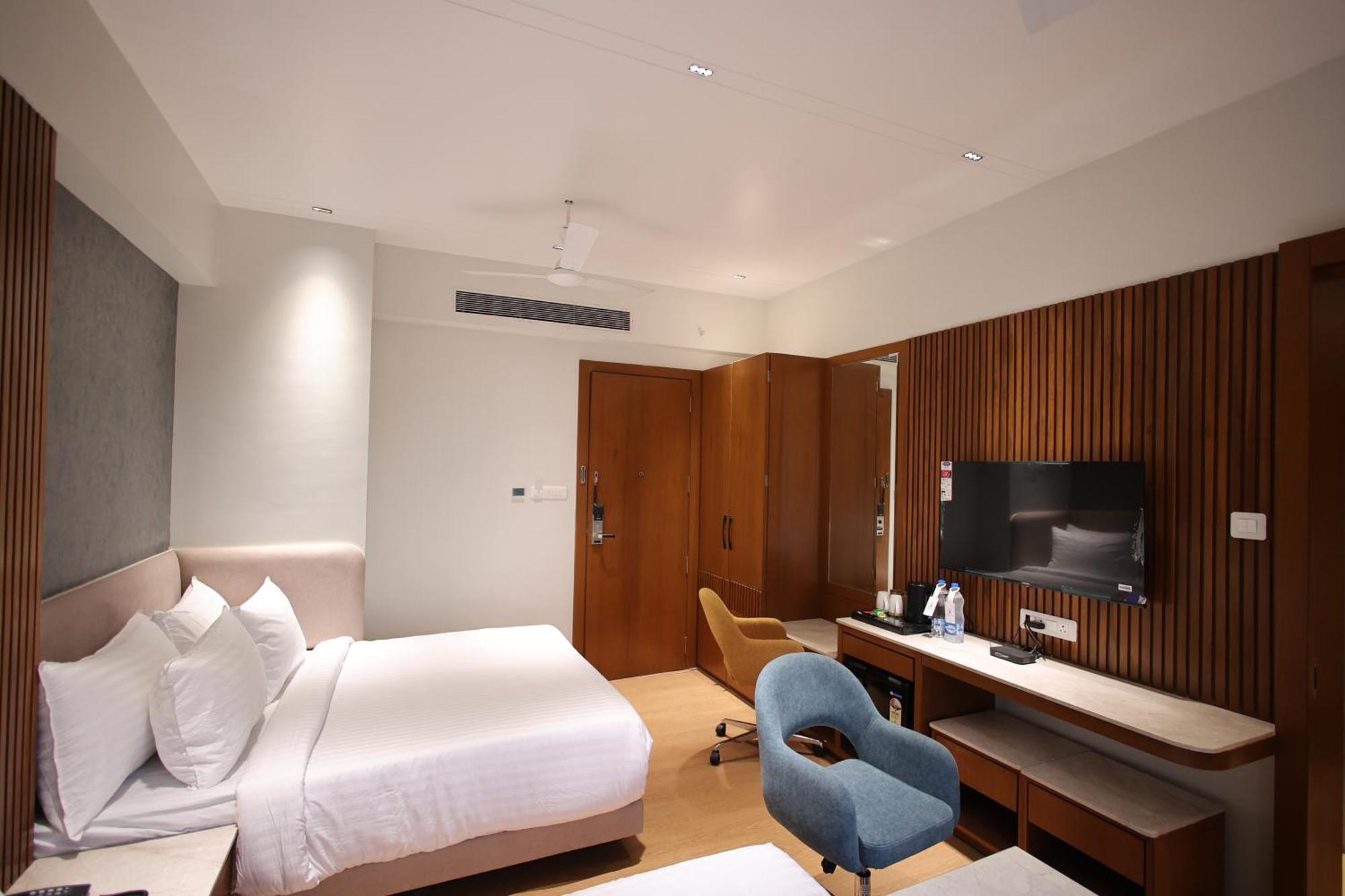 Abhinandanam Hotel