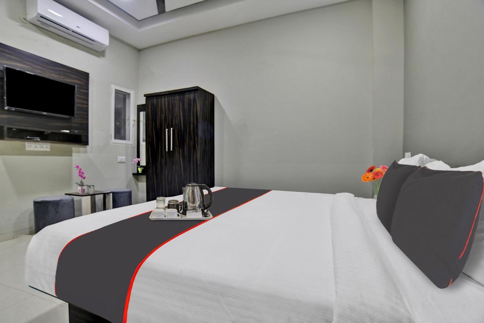 Collection O Heritage Hotel 4*