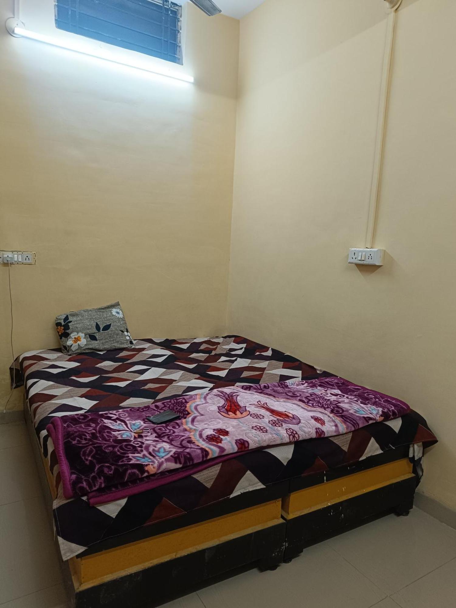 Bed & Breakfast Sourabh
