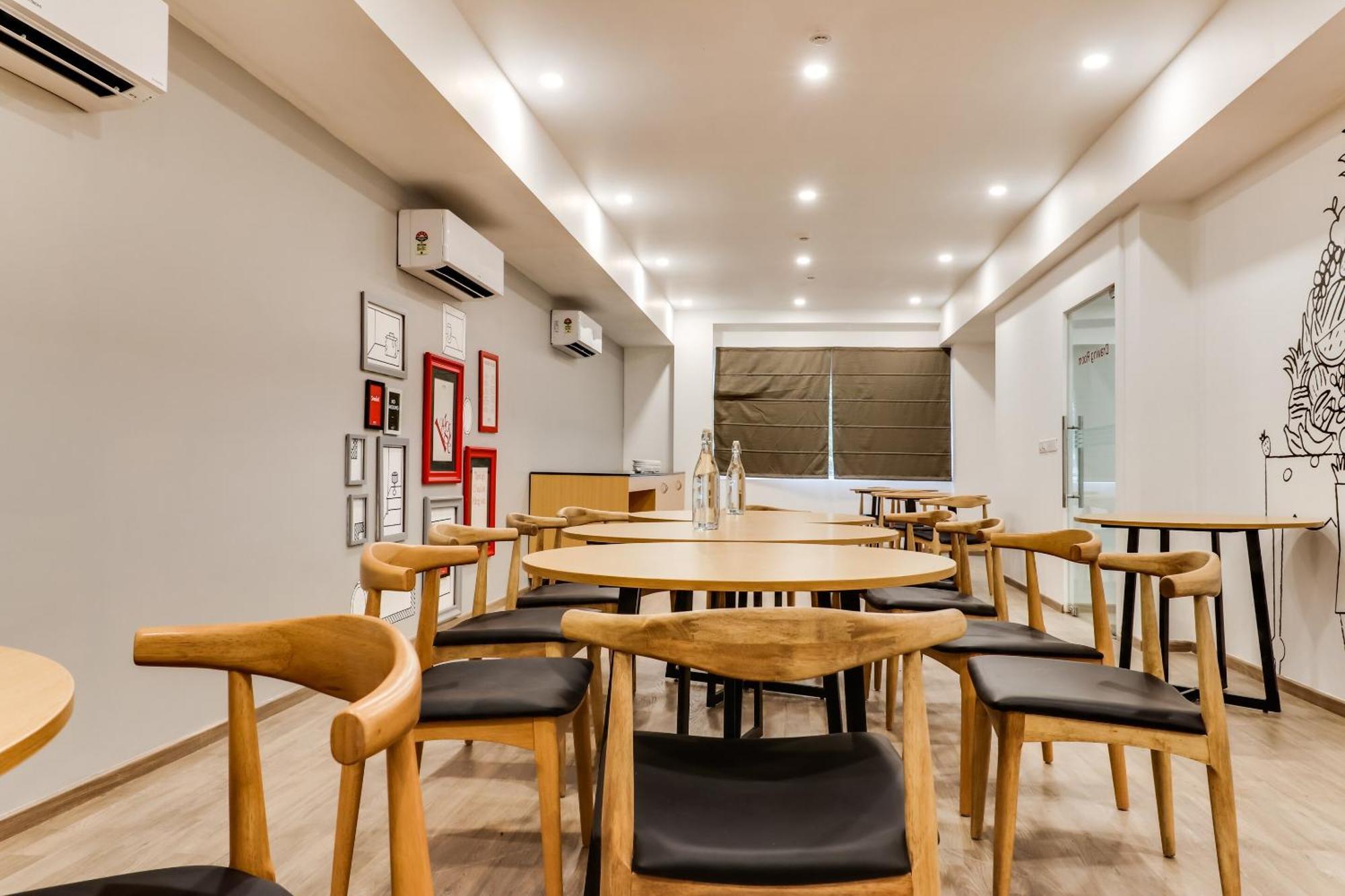 Super Townhouse Gandhi Hall 4* Indore