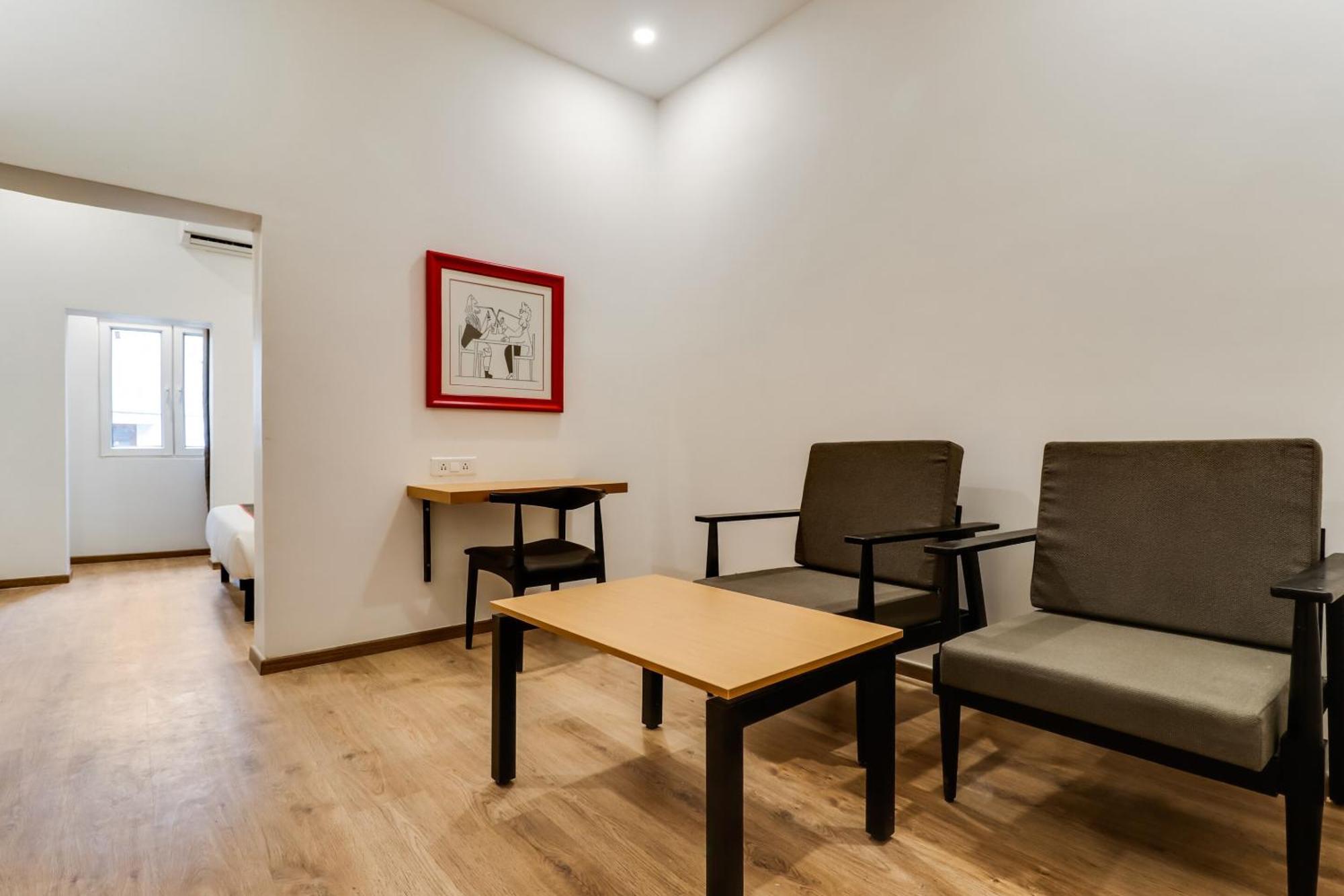 Super Townhouse Gandhi Hall