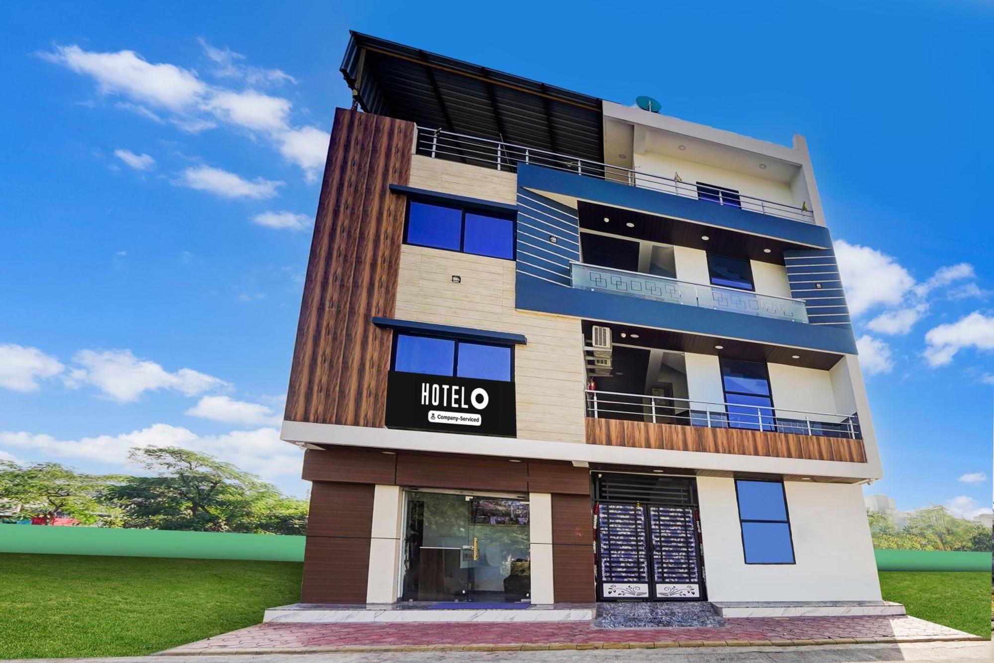 Hotel Super O Brilliant Convention Centre Formerly Madhur Shree