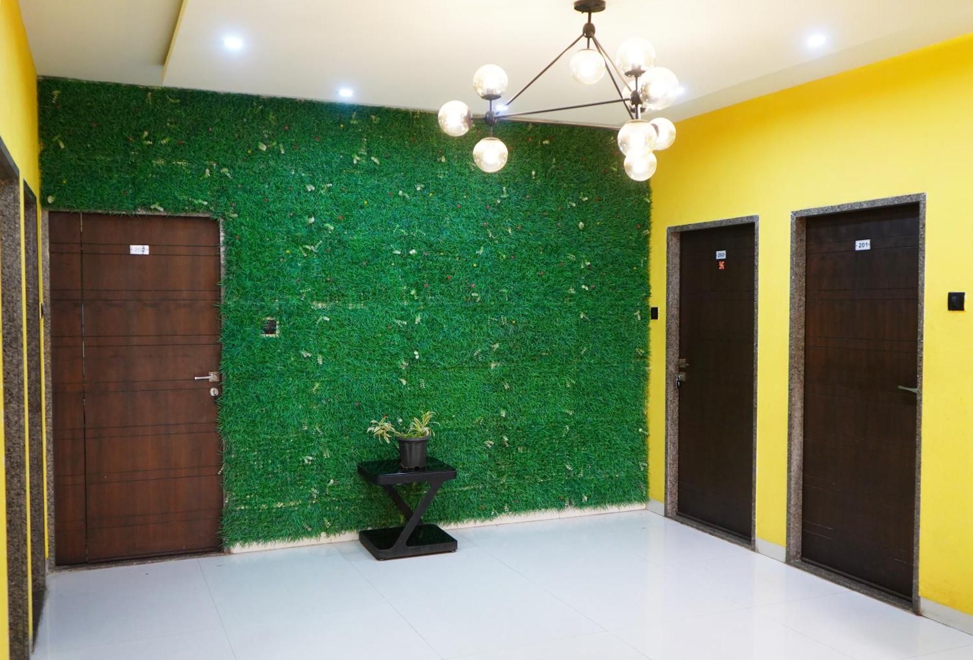Apartment Stay10 Indore