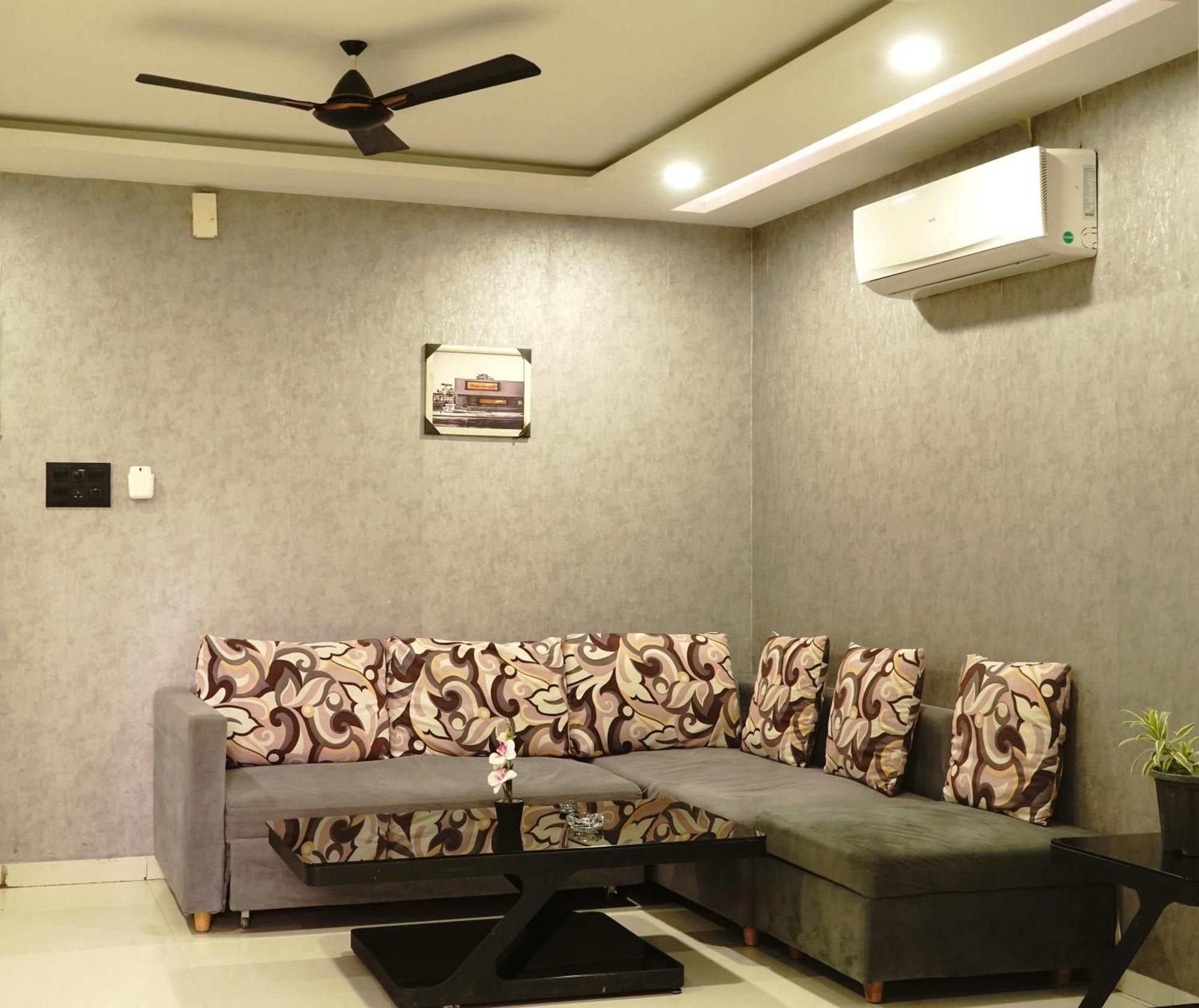 Stay10 * Indore
