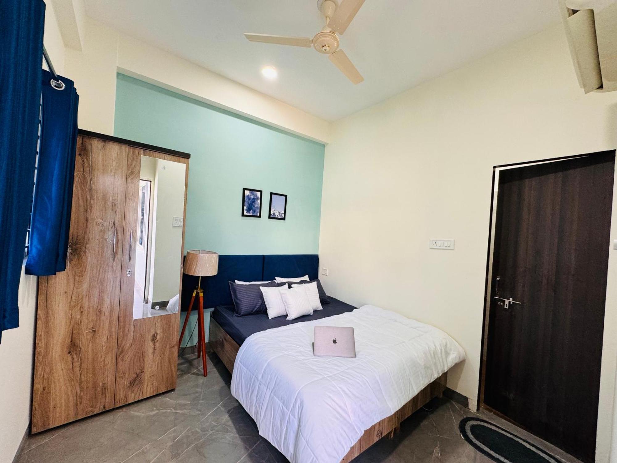 Escape 2bhk Near Bombay Hospital Apartment Indore