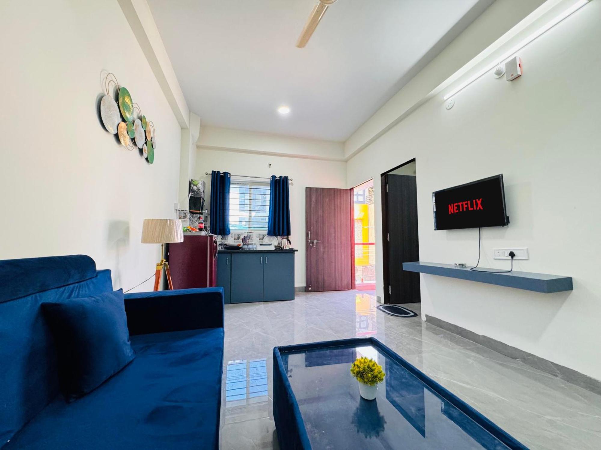 Escape 2bhk Near Bombay Hospital * Indore