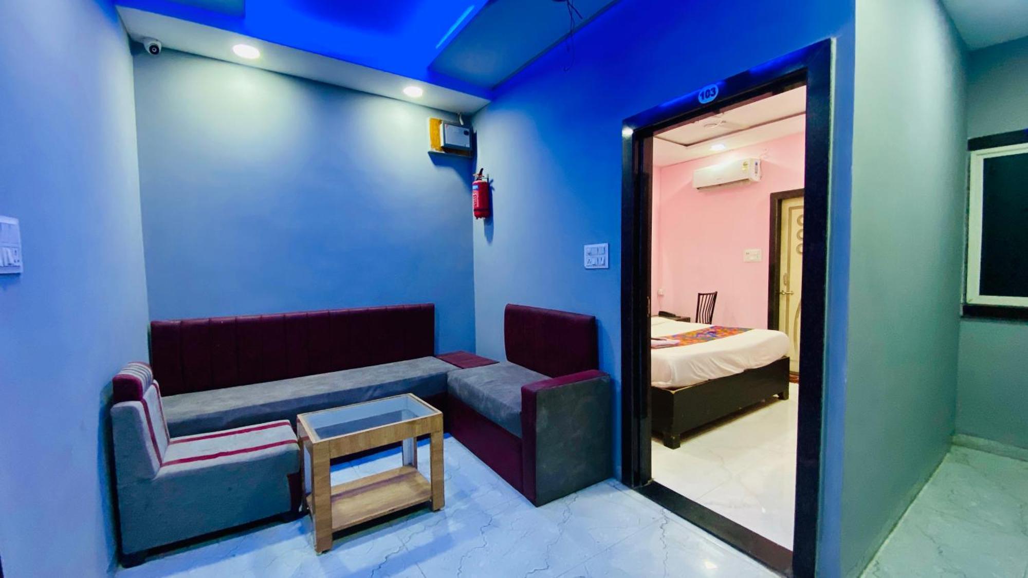 Hotel Dev Shree 3*