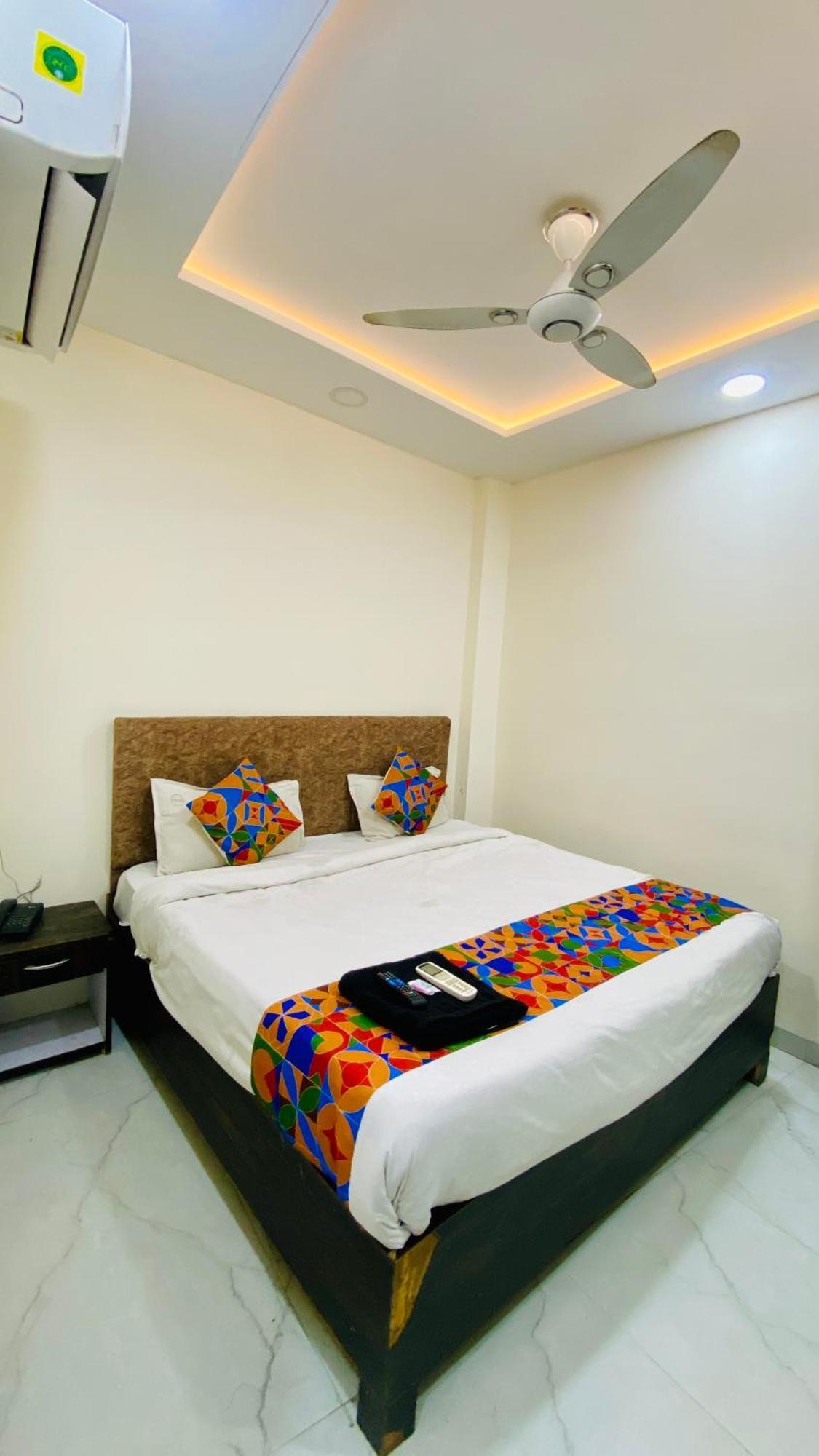 Dev Shree Hotel