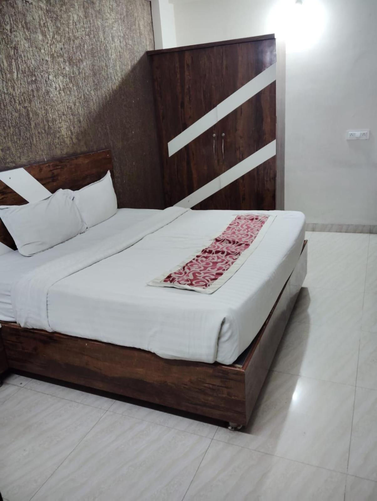 Hotal Zodiac Hotel Indore
