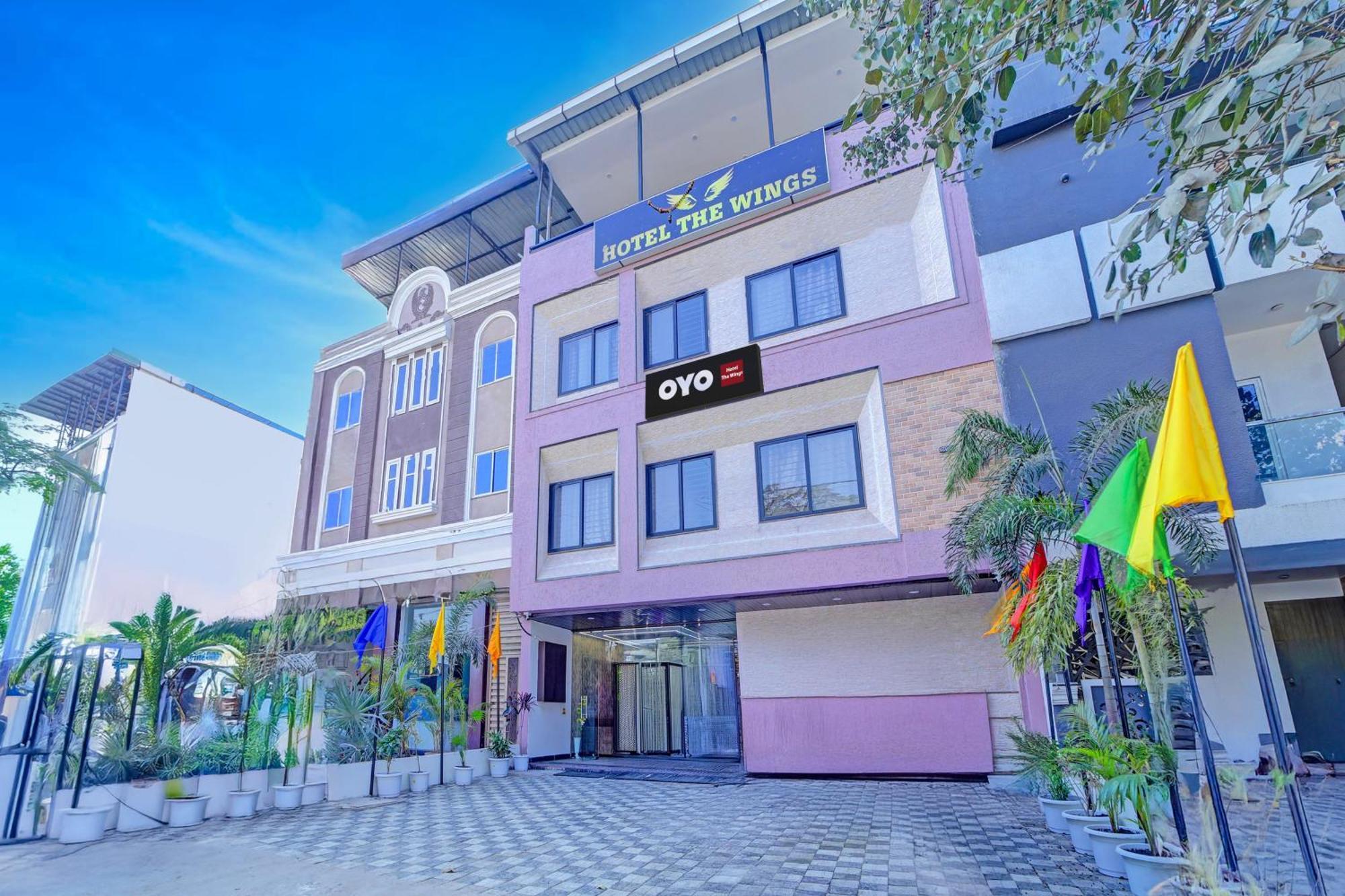 O The Wings Hotel Indore