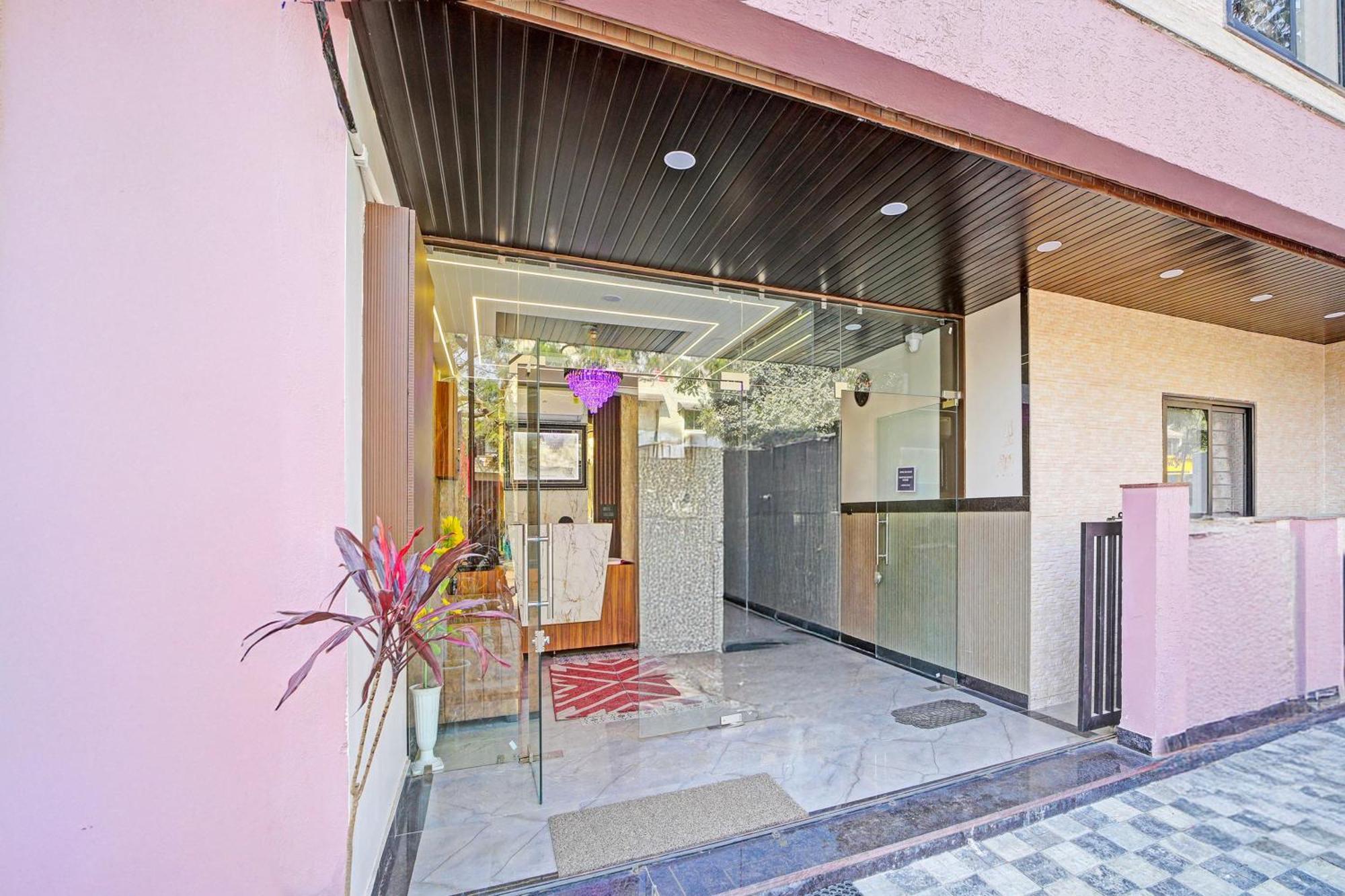 Hotel O The Wings Indore
