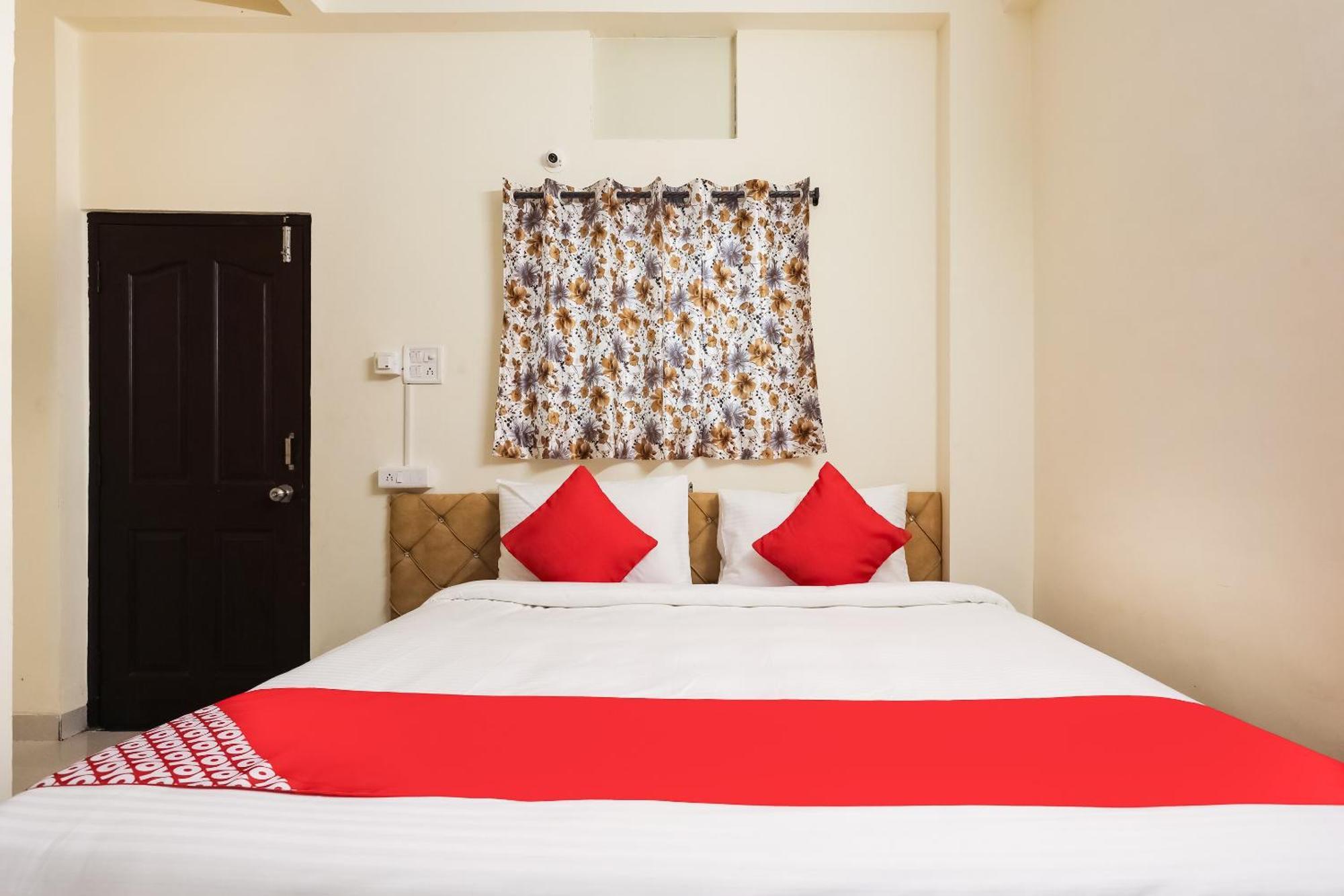 Hotel O Aashirwad Indore