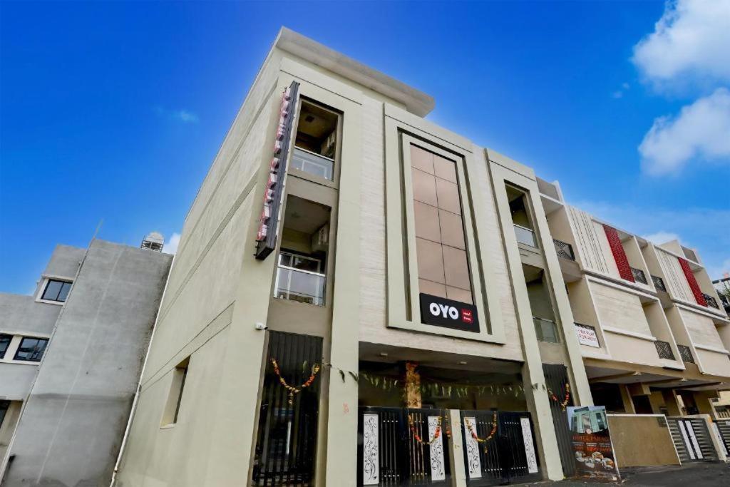 Gaurav And Restaurant Hotel Indore