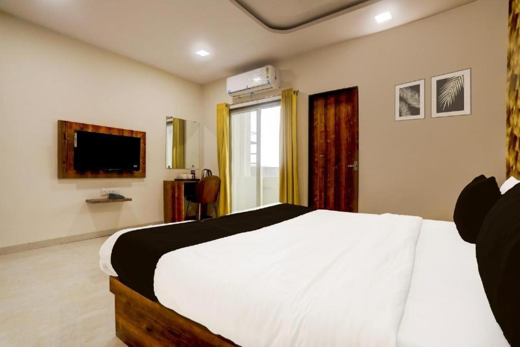 Hotel Gaurav And Restaurant Indore