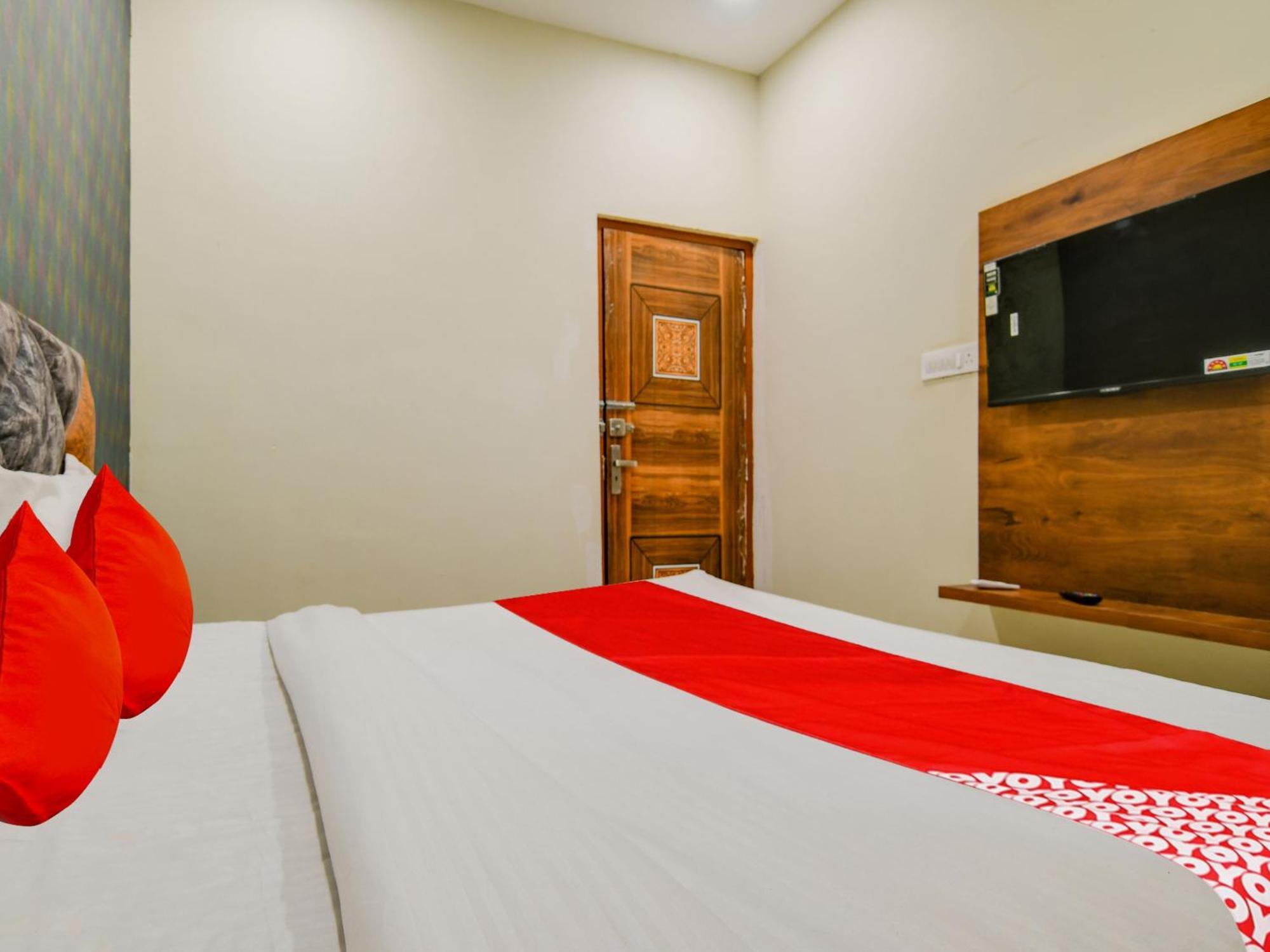 O Rudra Hotel Indore