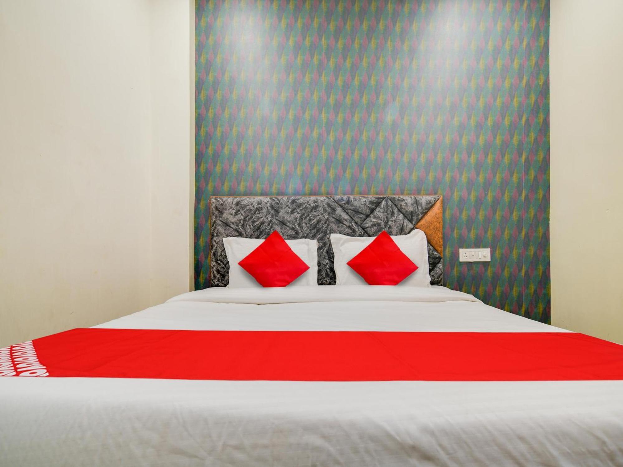O Rudra Hotel Indore