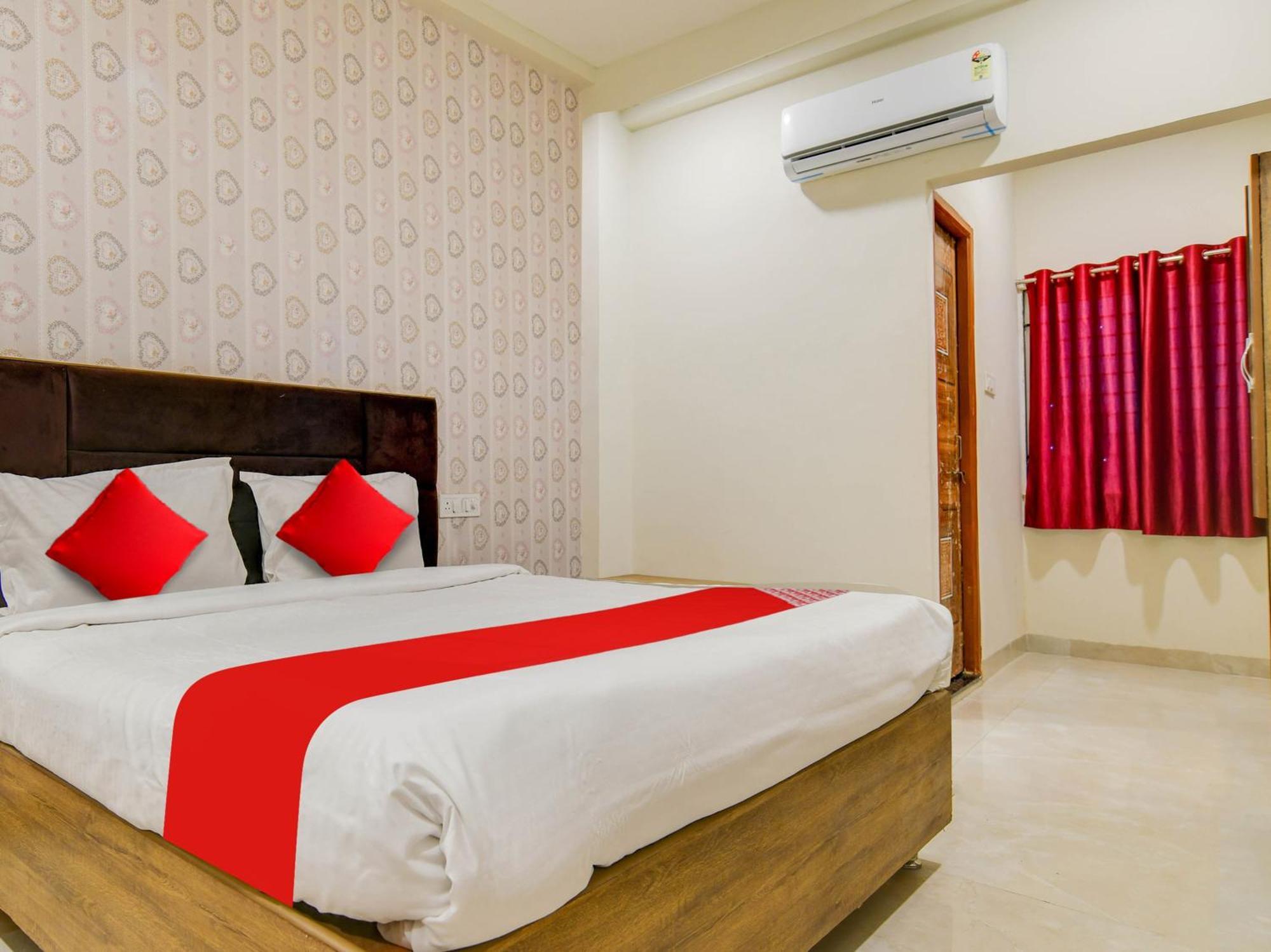 O Rudra Hotel 3*