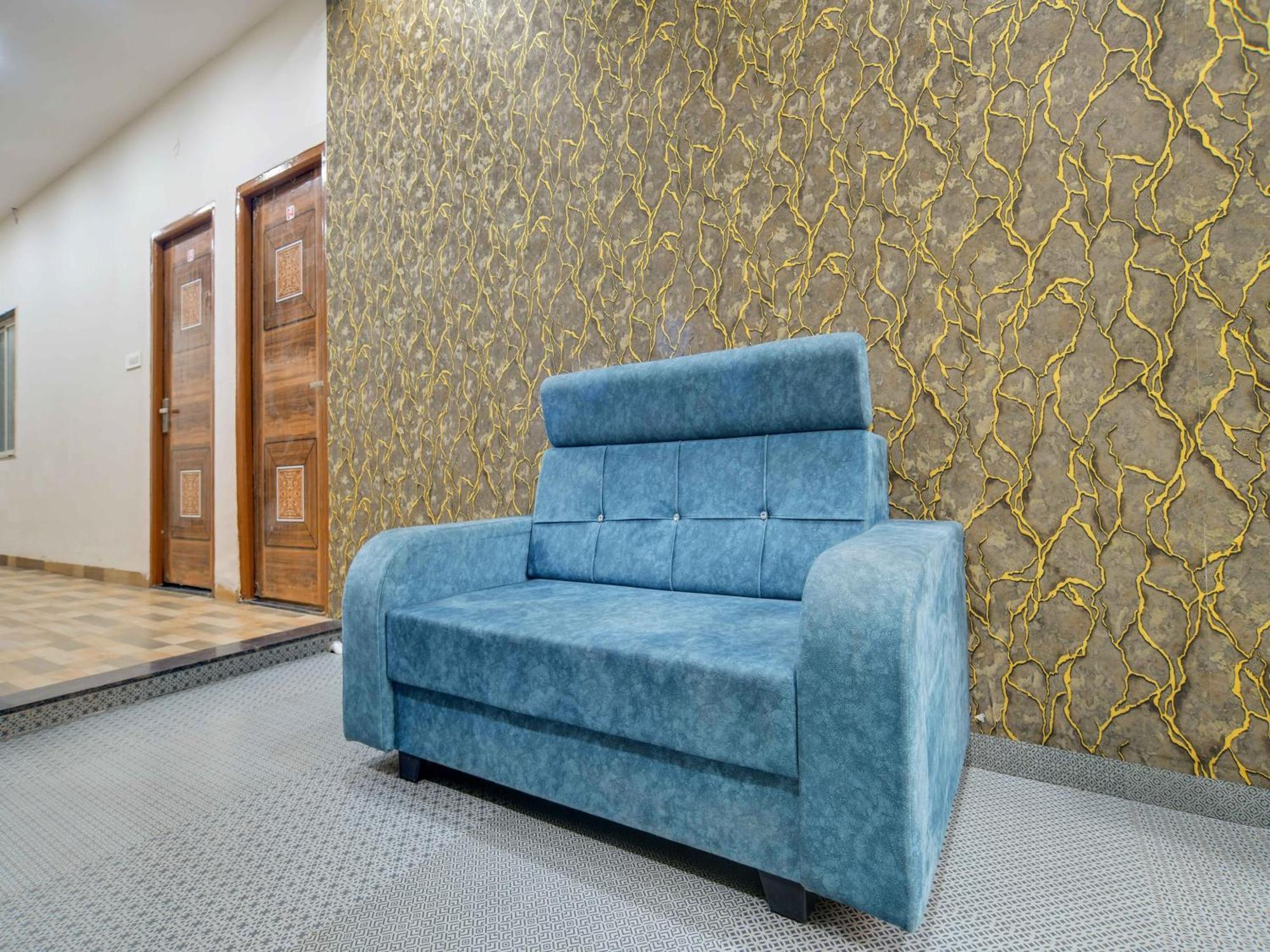 Hotel O Rudra Indore