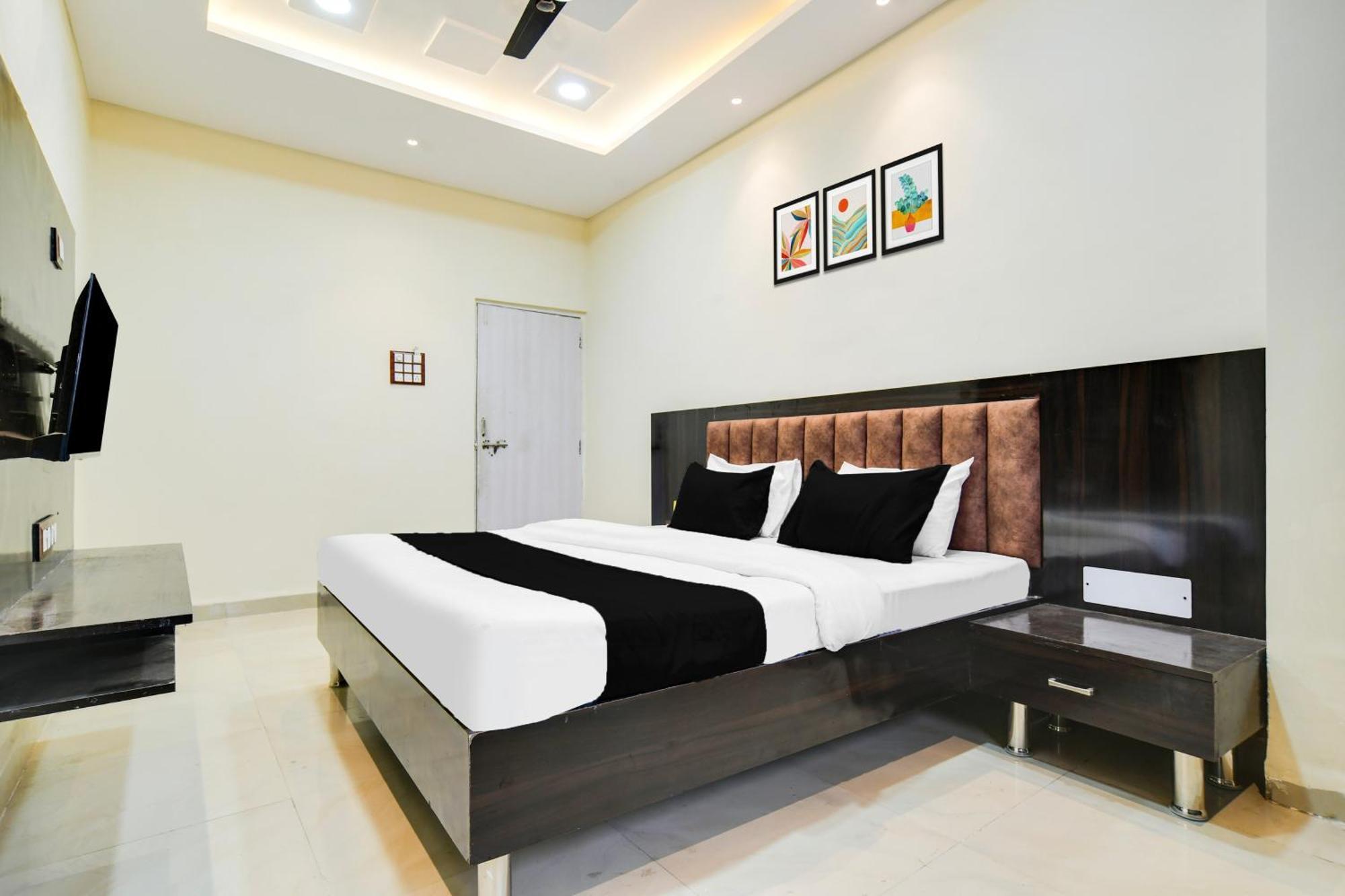 Hotel O Golden Valley 2*