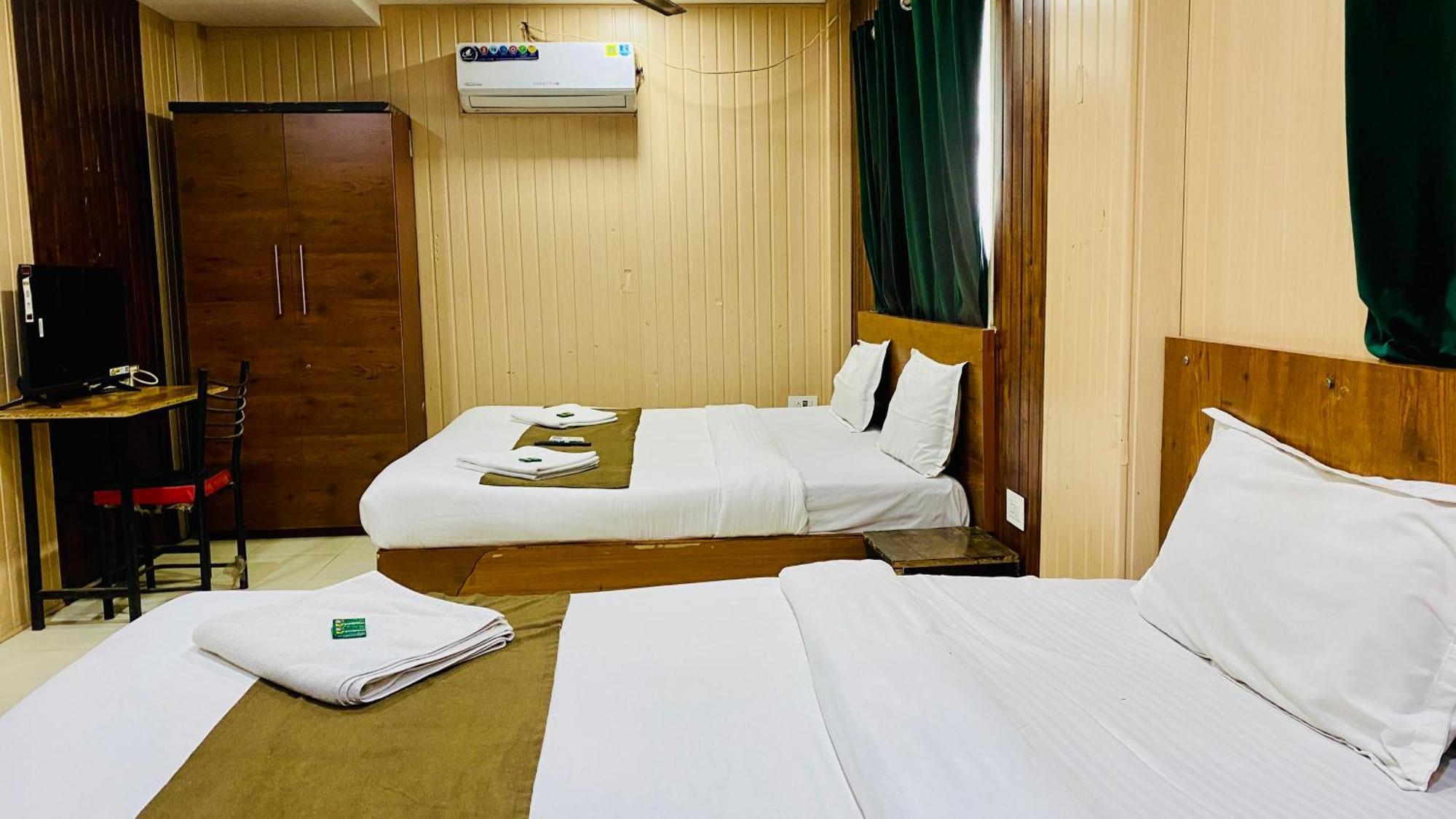 Hotel Ivanna Indore