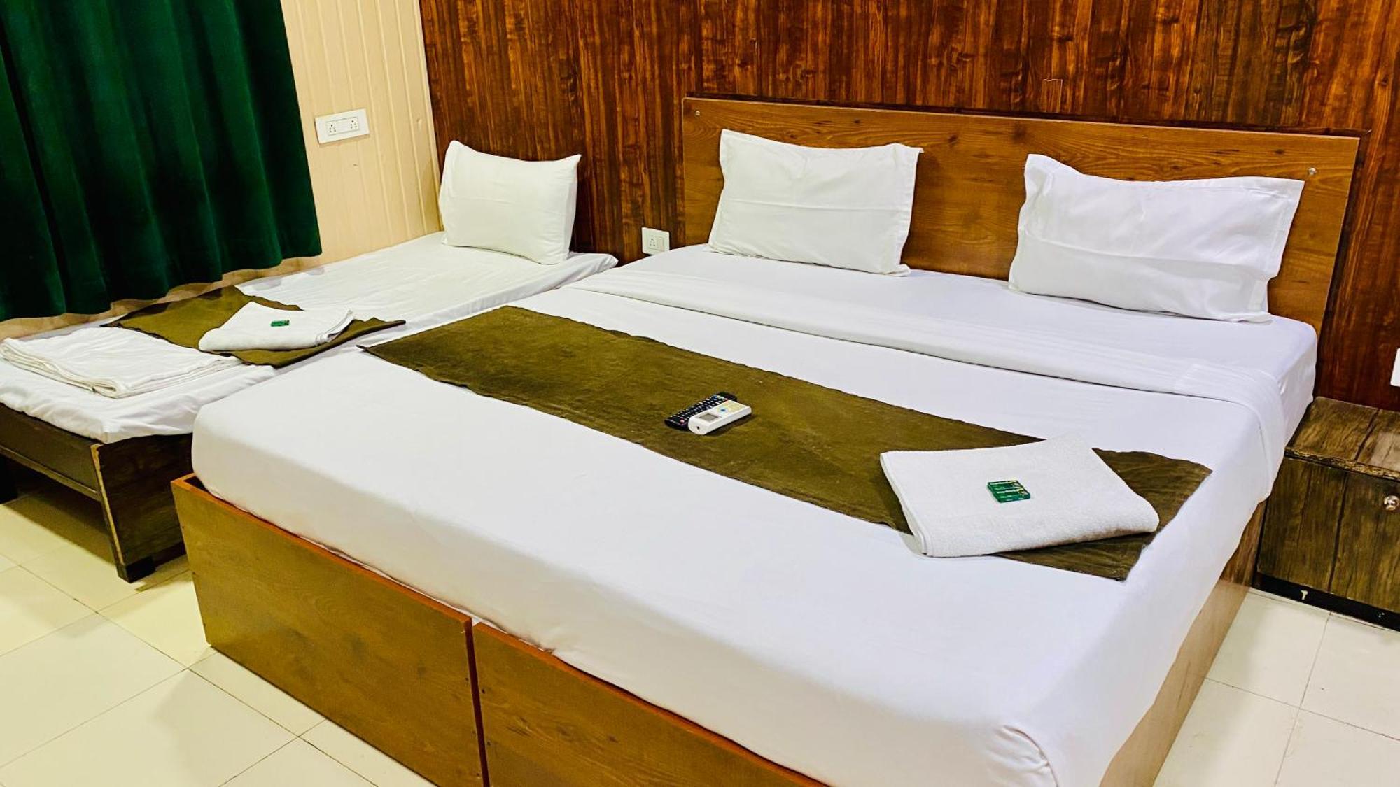 Hotel Ivanna Indore