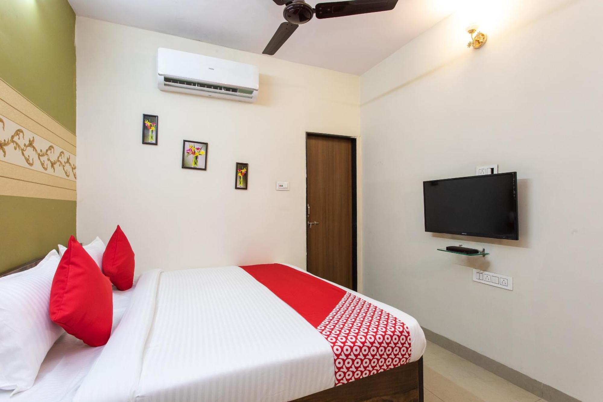 O Apple Tree Hotel