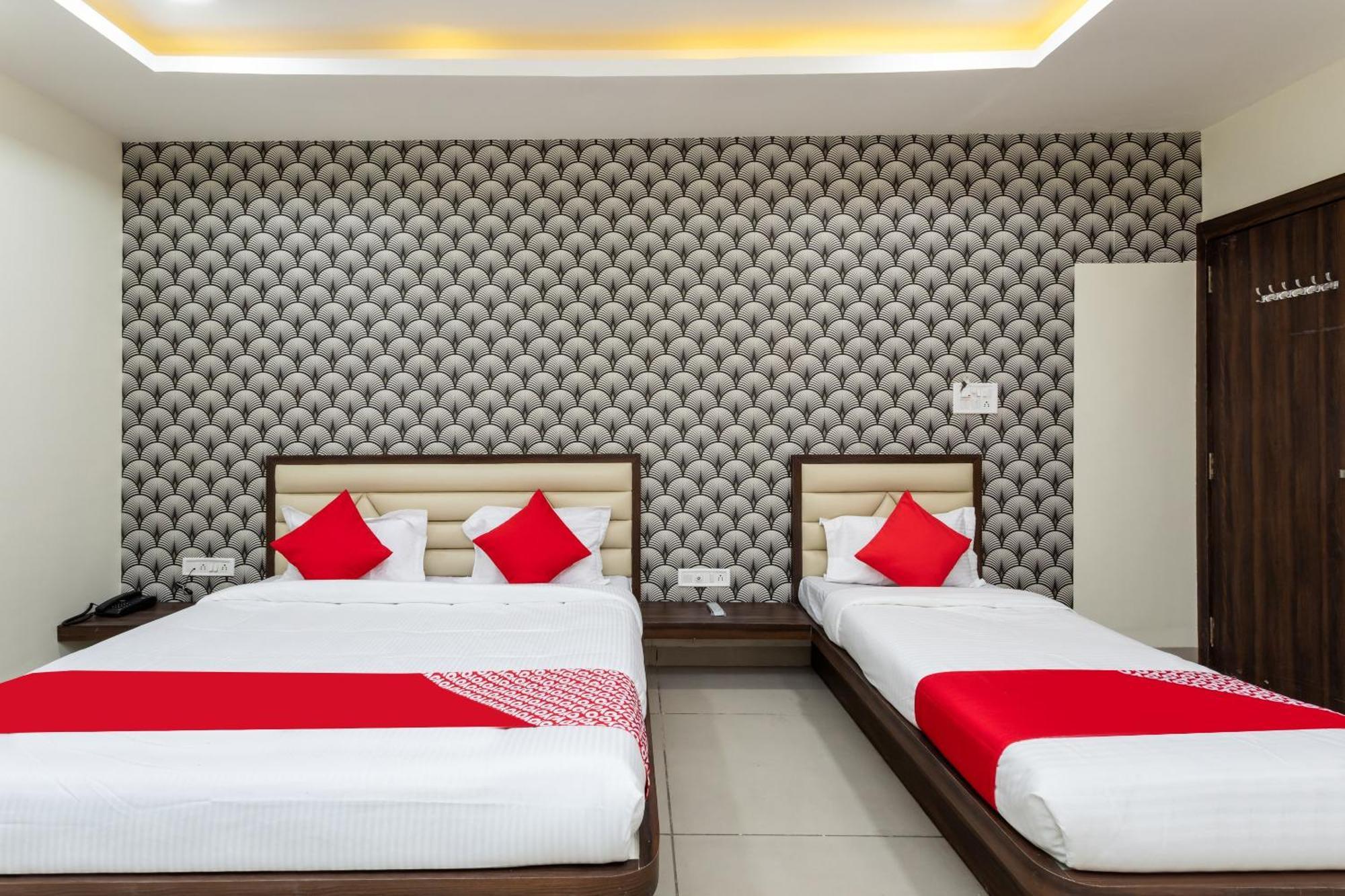 O Eternity Elite Hotel Indore