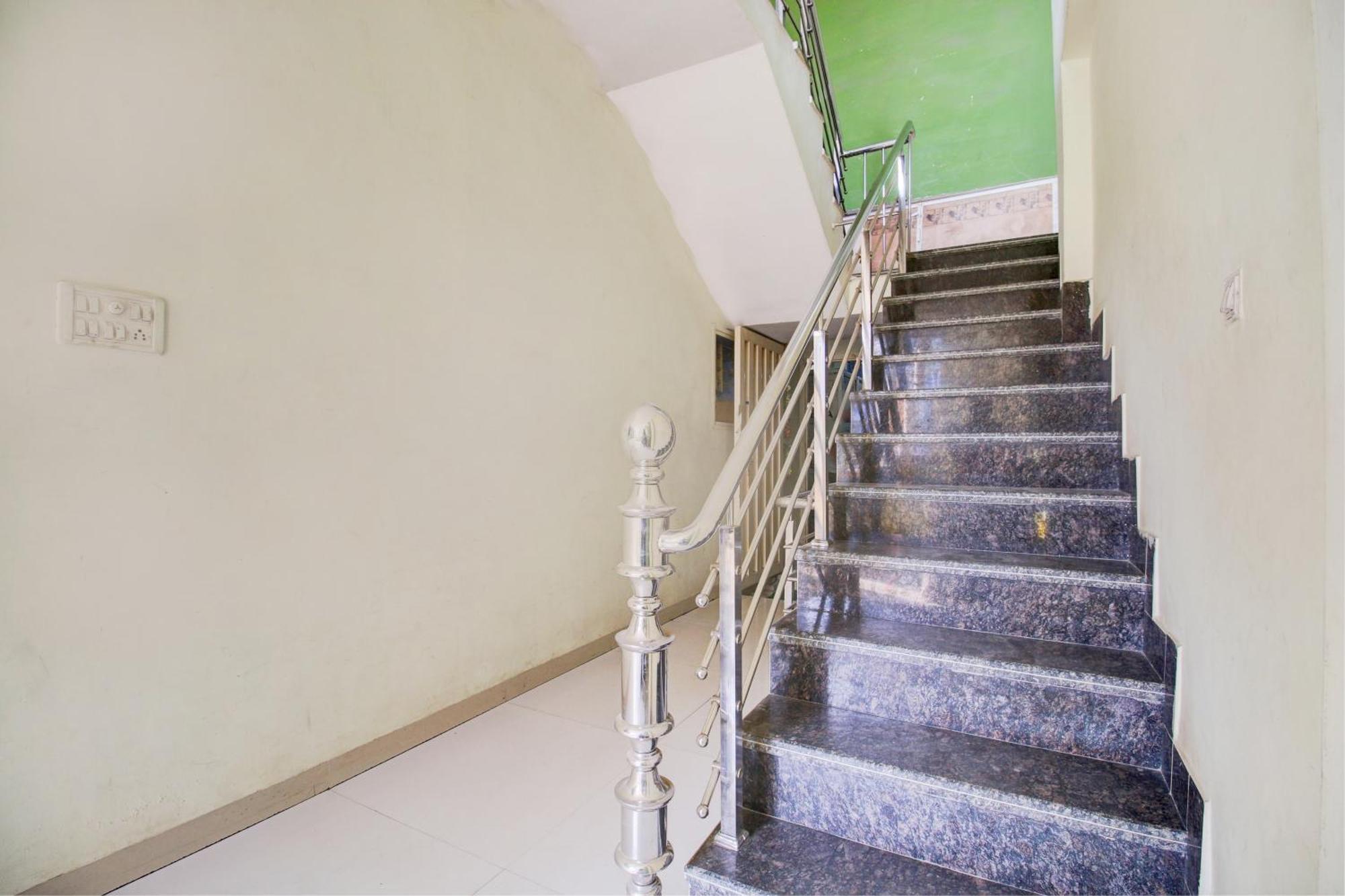 O Satyam Shree Hotel 3*