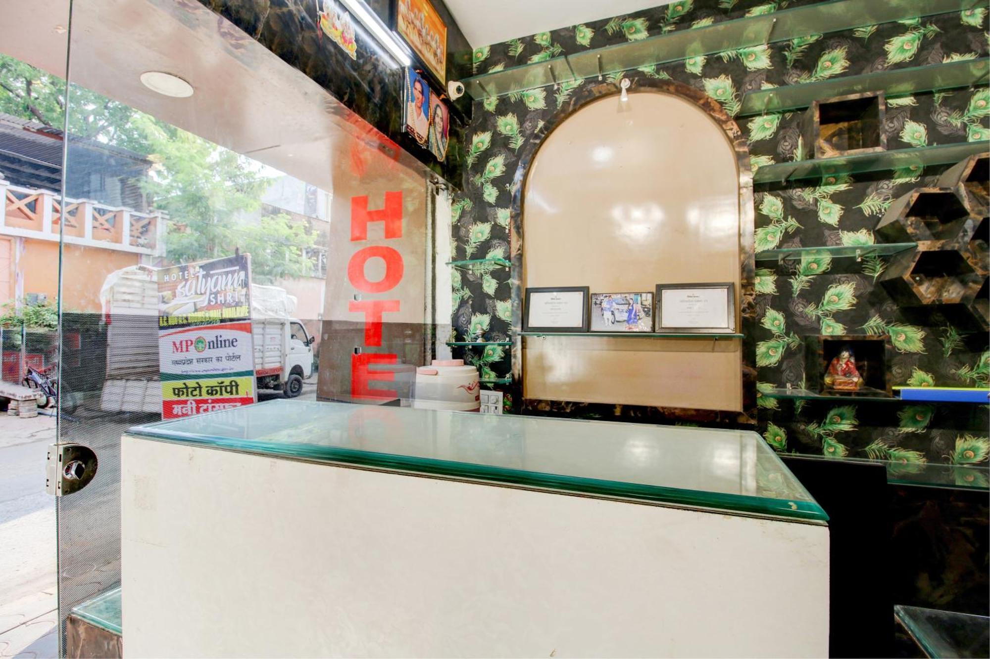 Hotel O Satyam Shree 3*