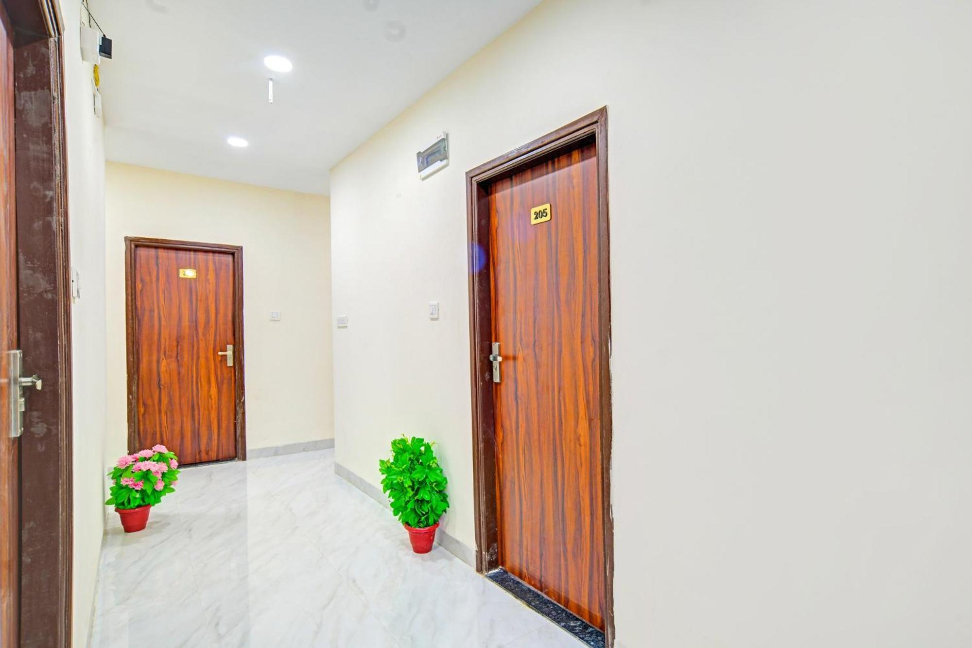 O Chirag Hotel Indore