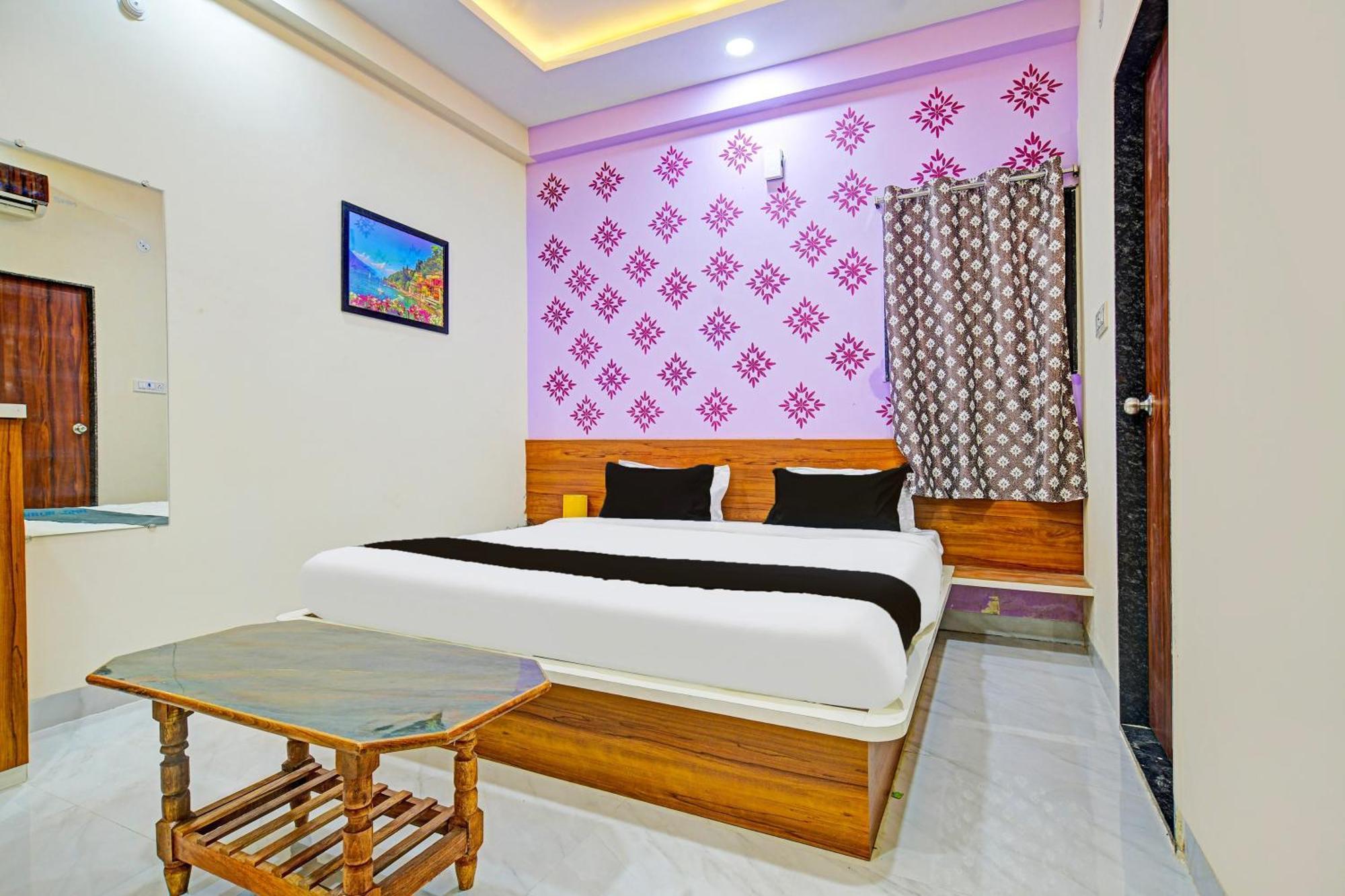 O Chirag Hotel Indore