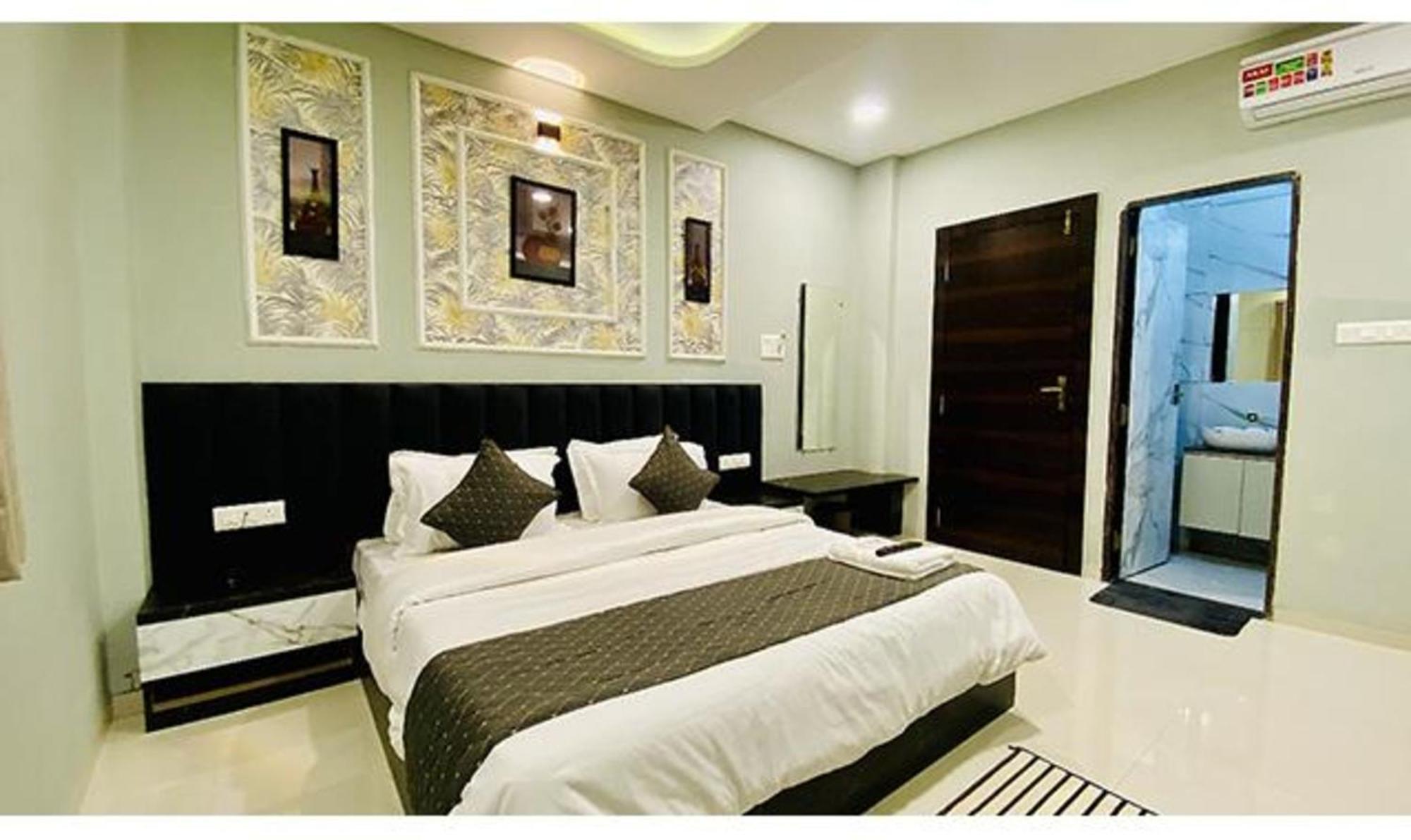 Hotel Fabhotel Rk Indore