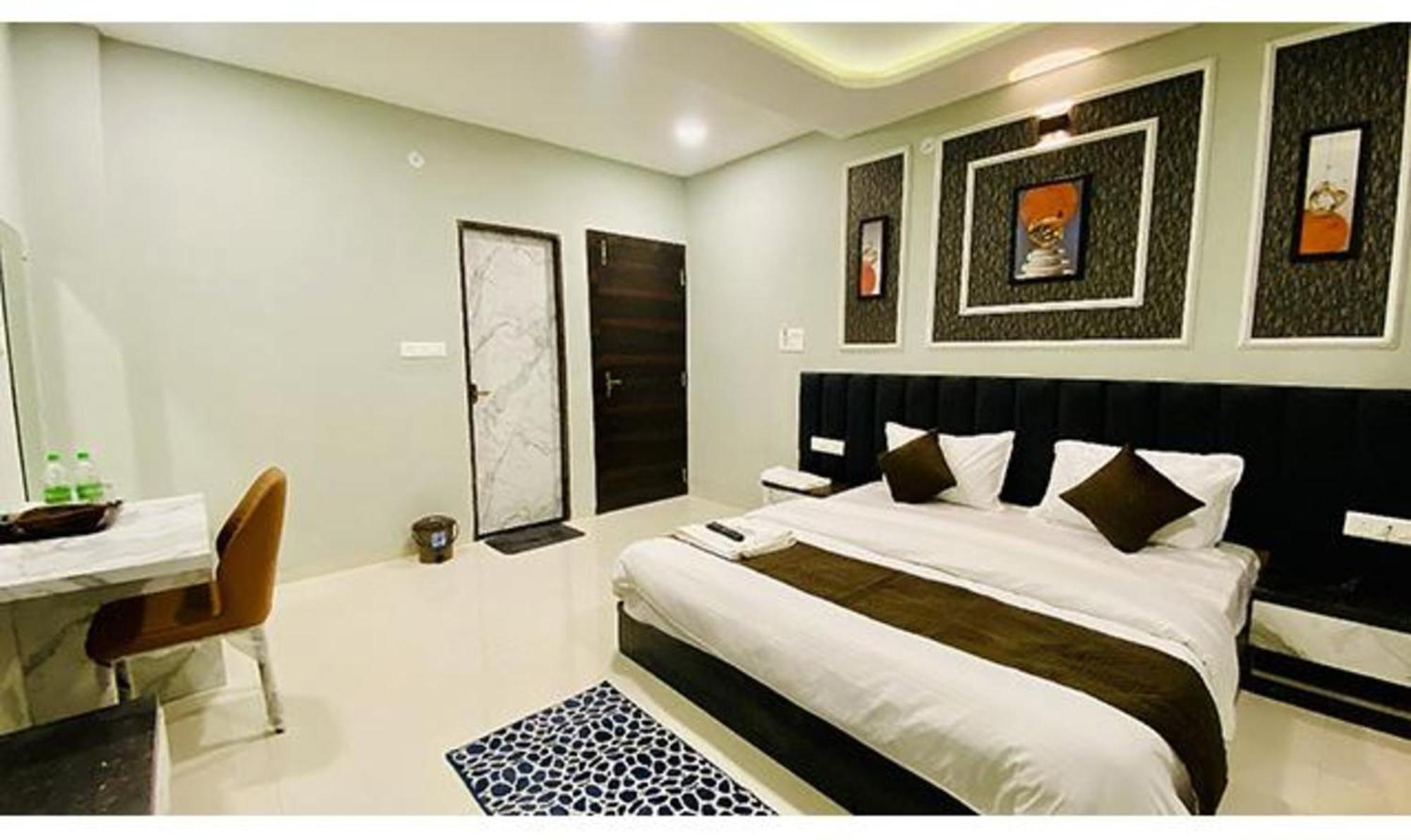 Fabhotel Rk 3* Indore