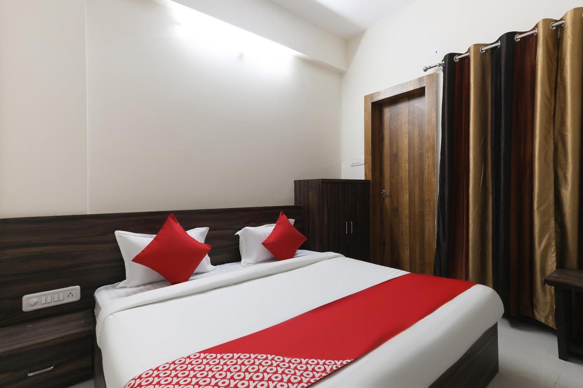 Hotel Super O La Flora Indore