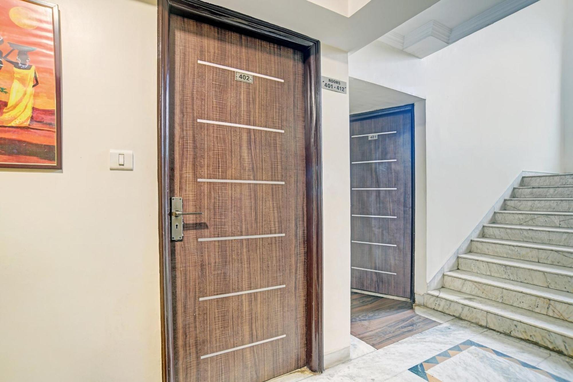 Townhouse Oak Utsav Residency