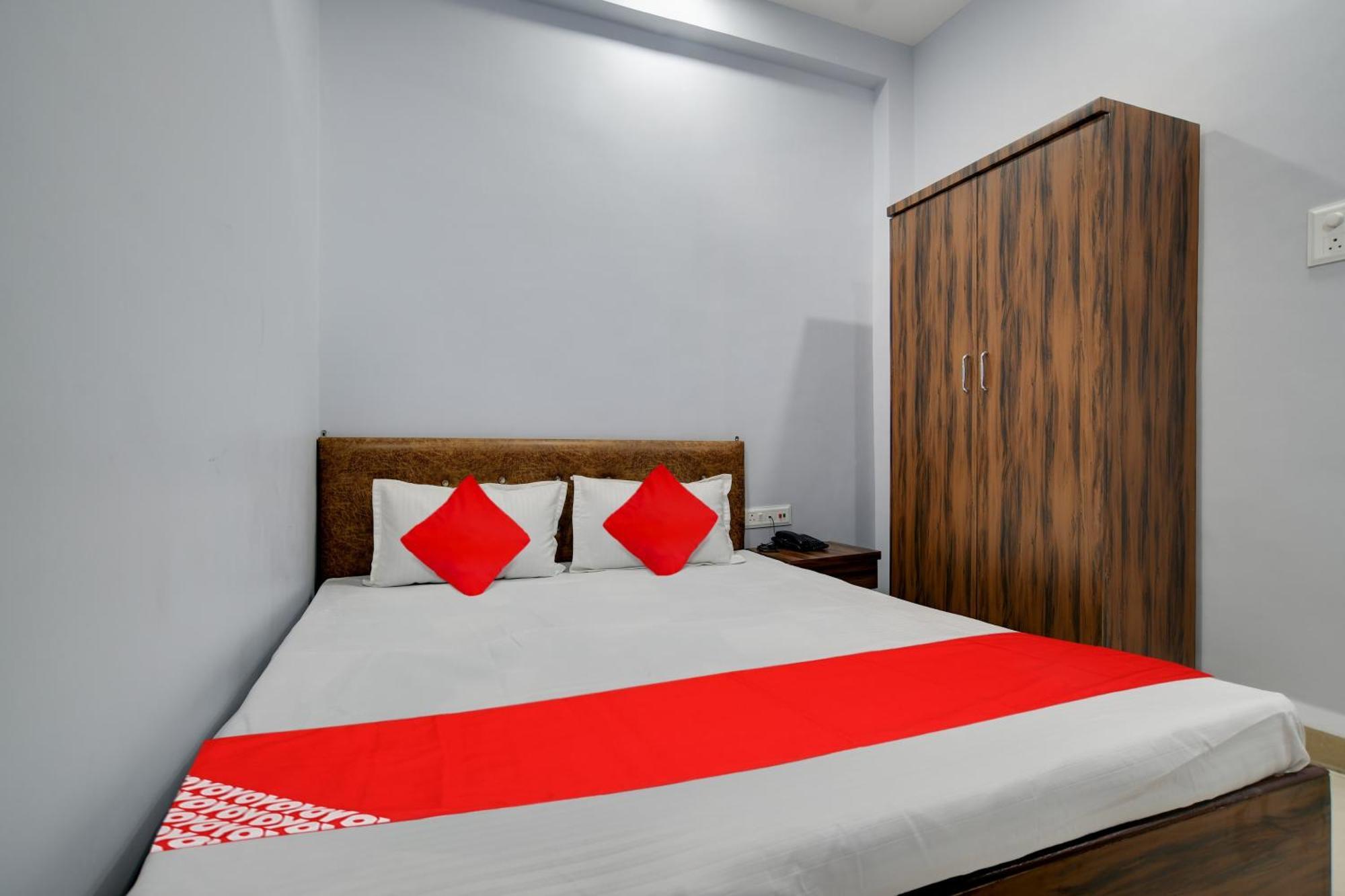 Hotel O Super Corridor Indore