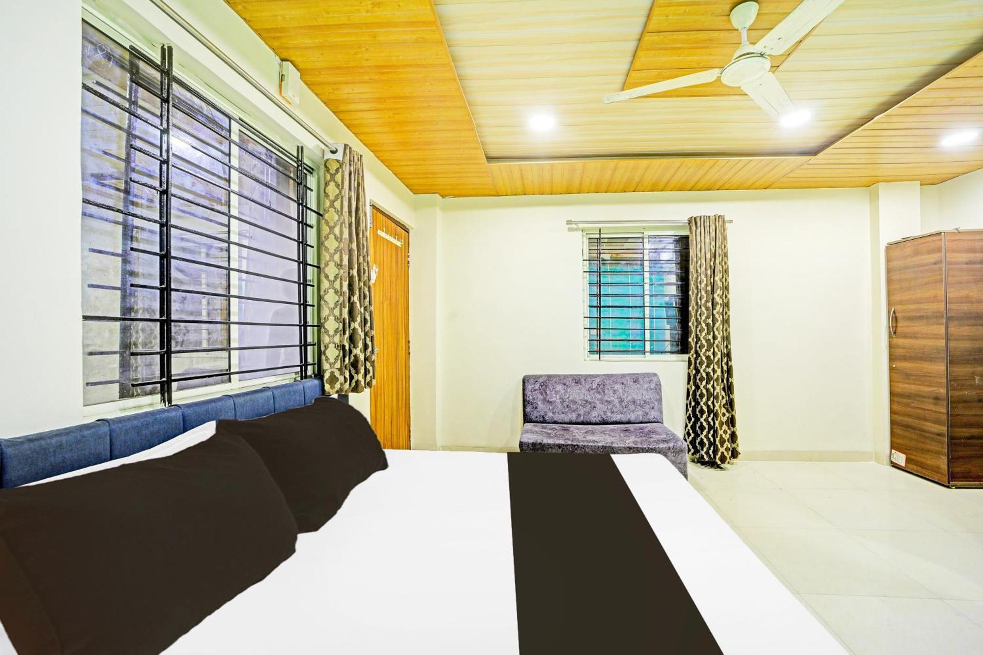 Hotel Super Collection O Ring Road Bhawarkua *