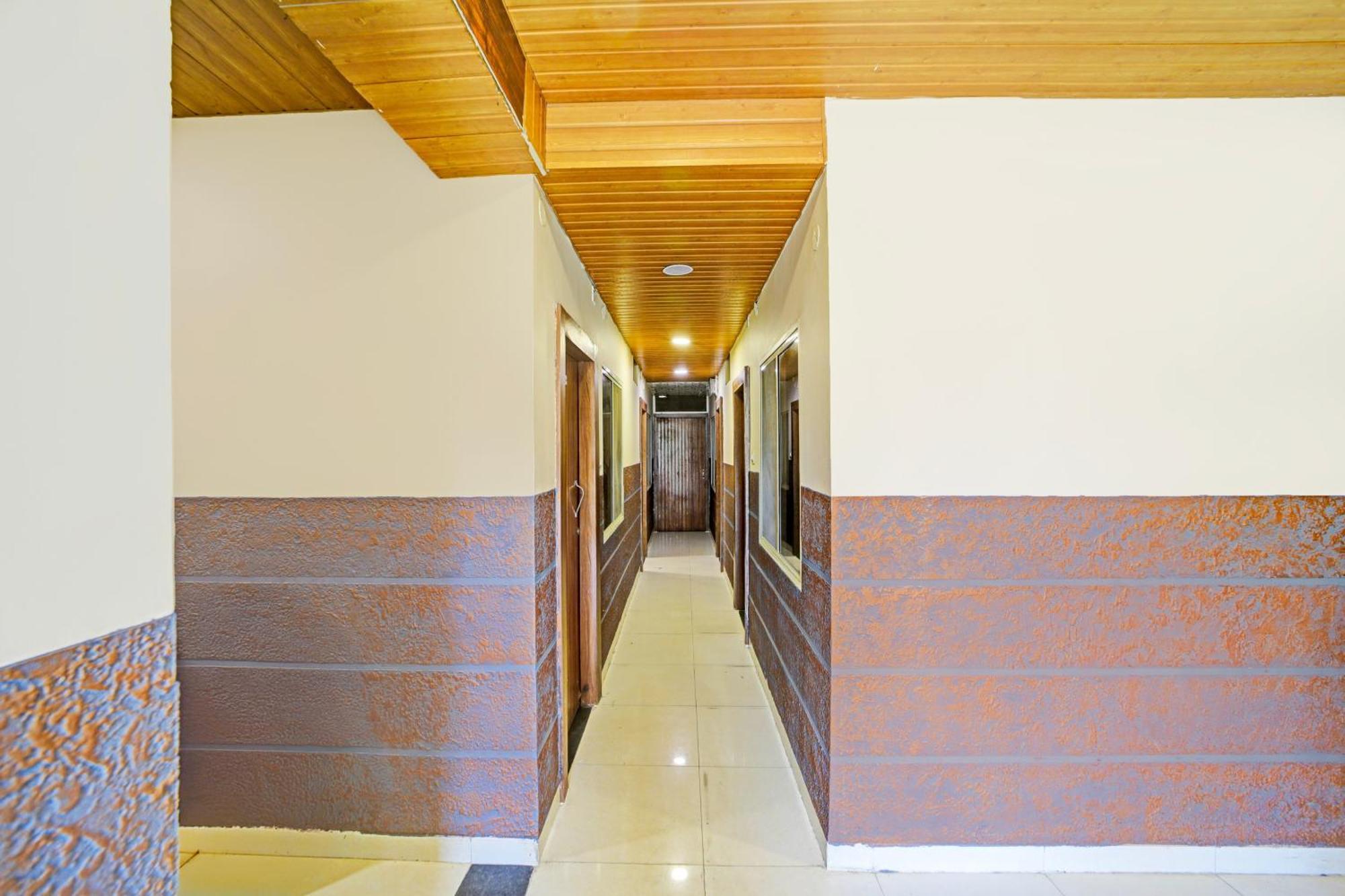 Hotel Super Collection O Ring Road Bhawarkua *